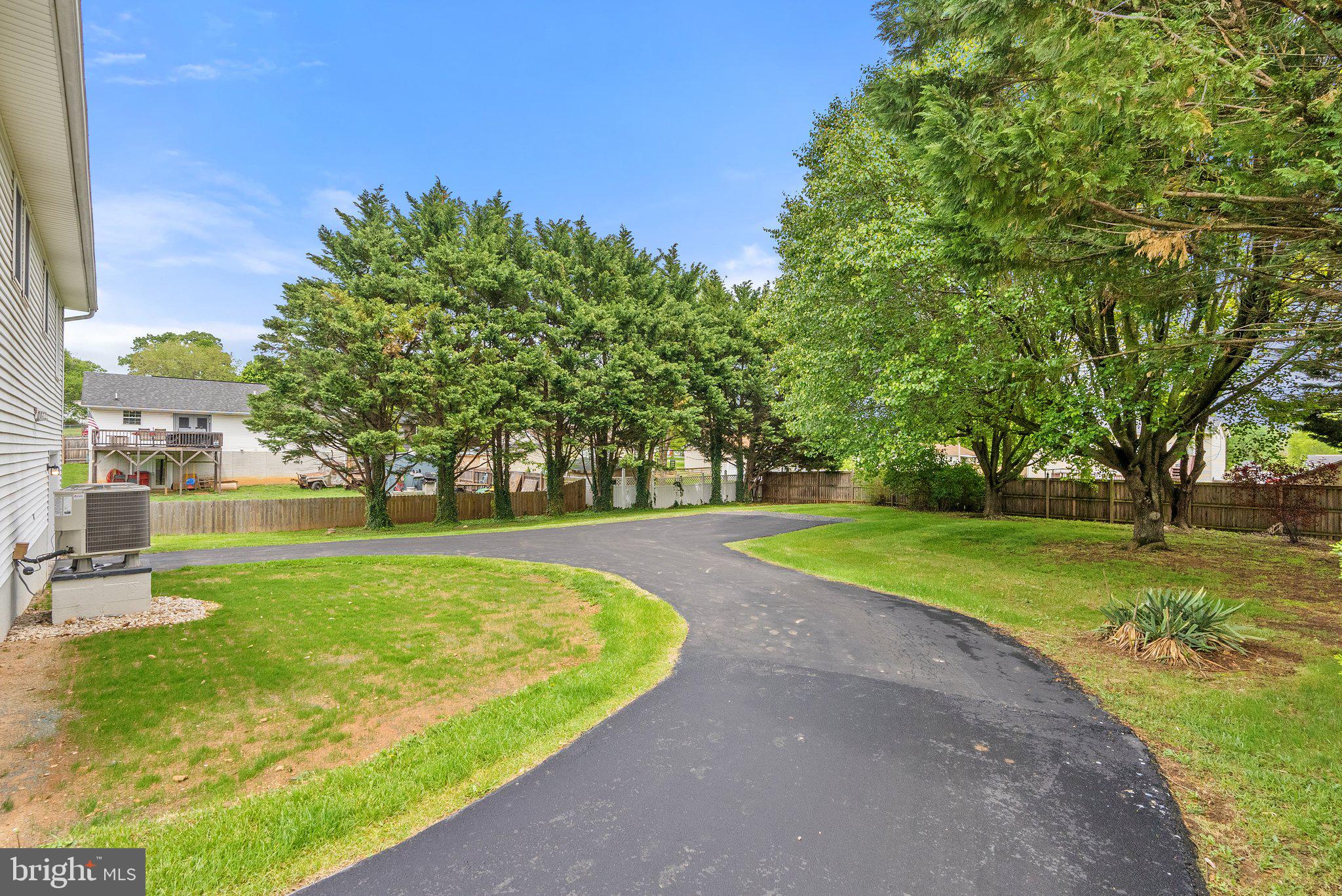 SYLVAN GROVE - Residential