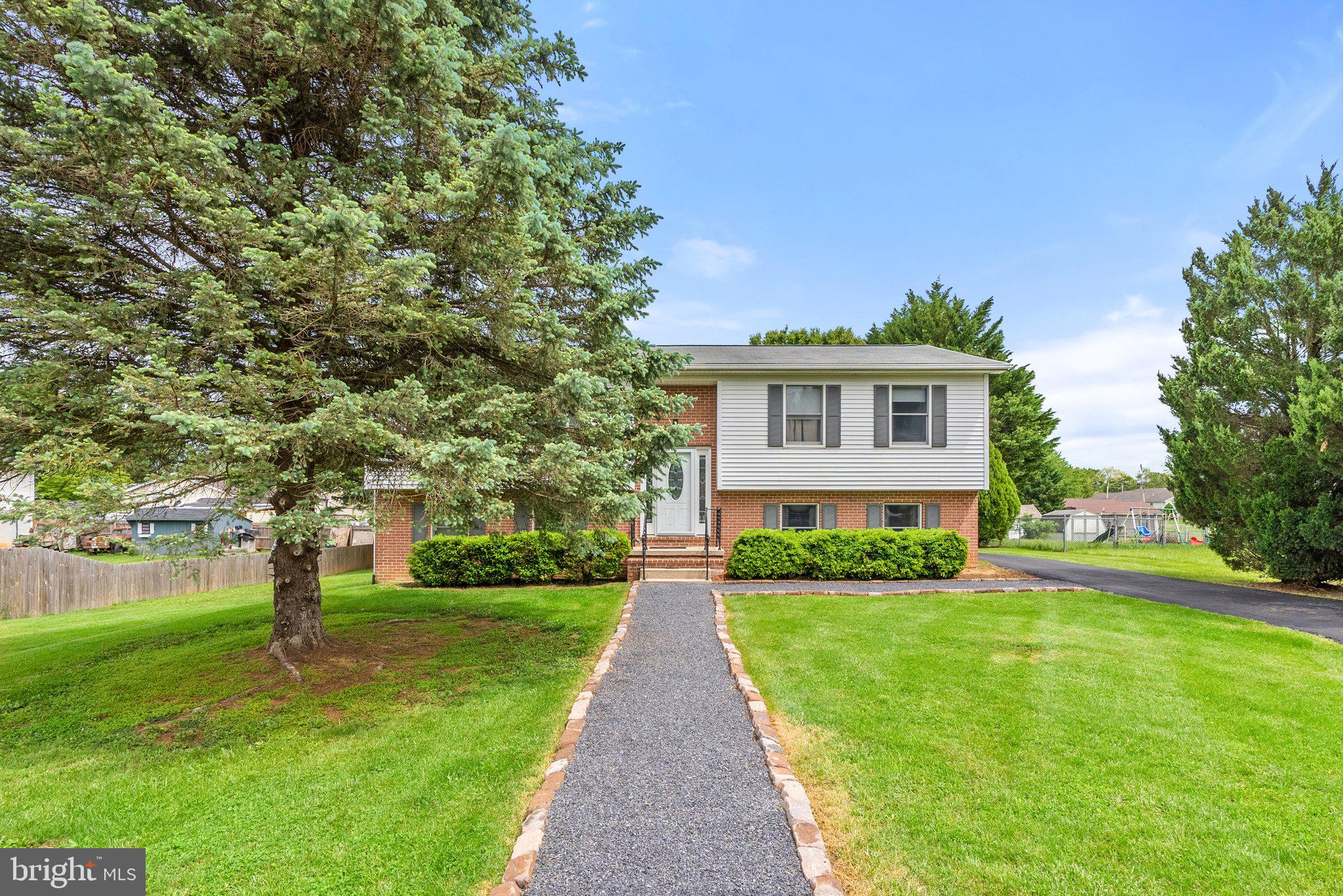 SYLVAN GROVE - Residential