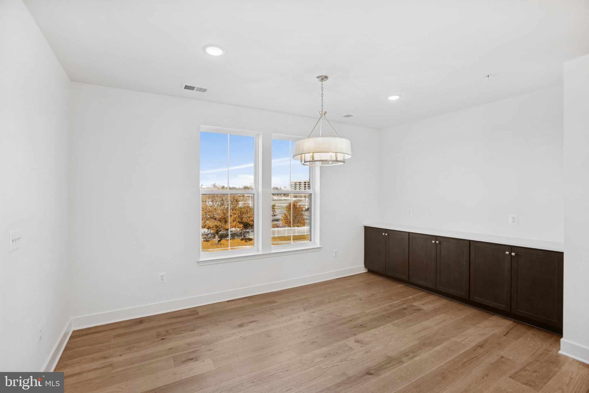 LOCKE LANDING - Residential