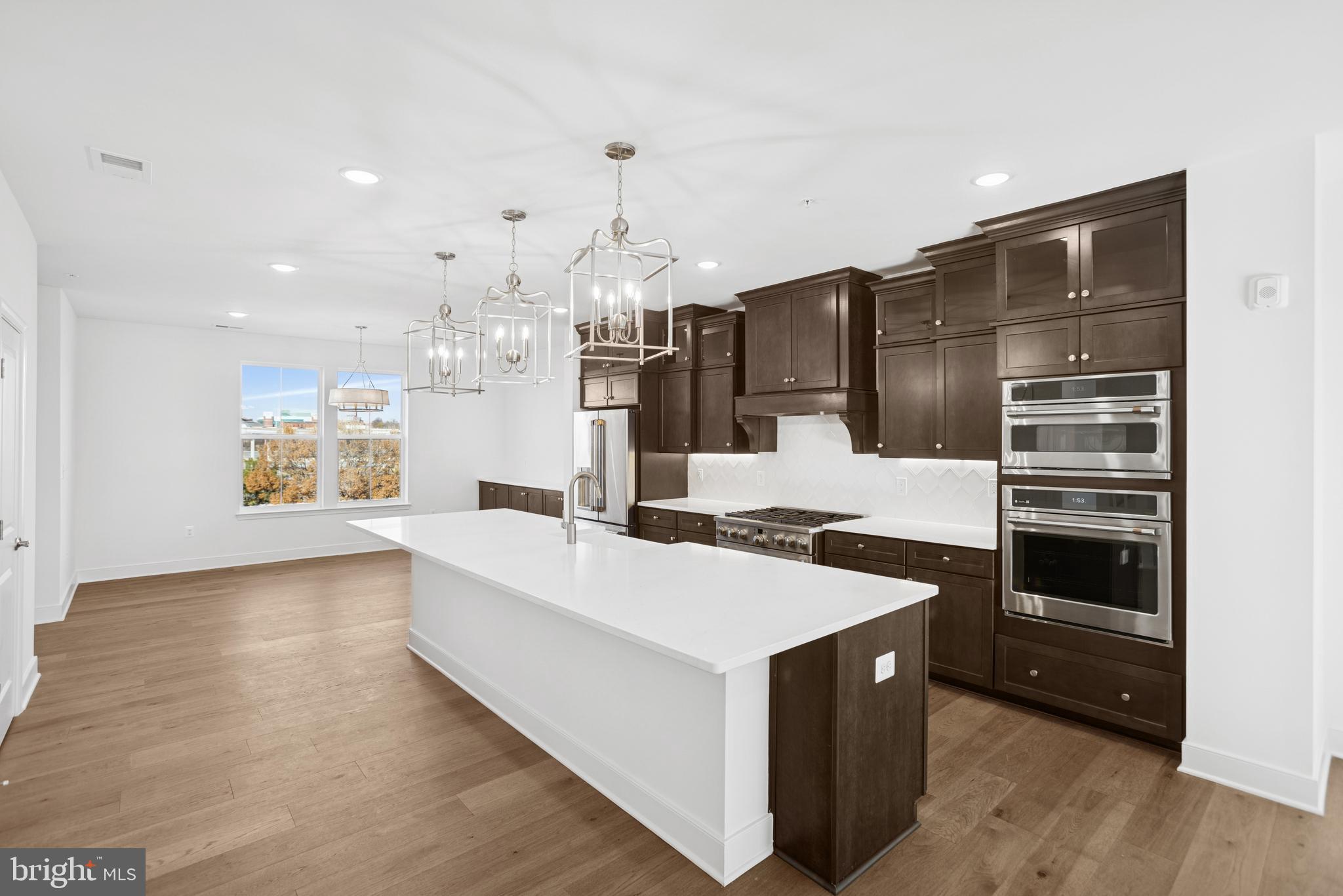 LOCKE LANDING - Residential