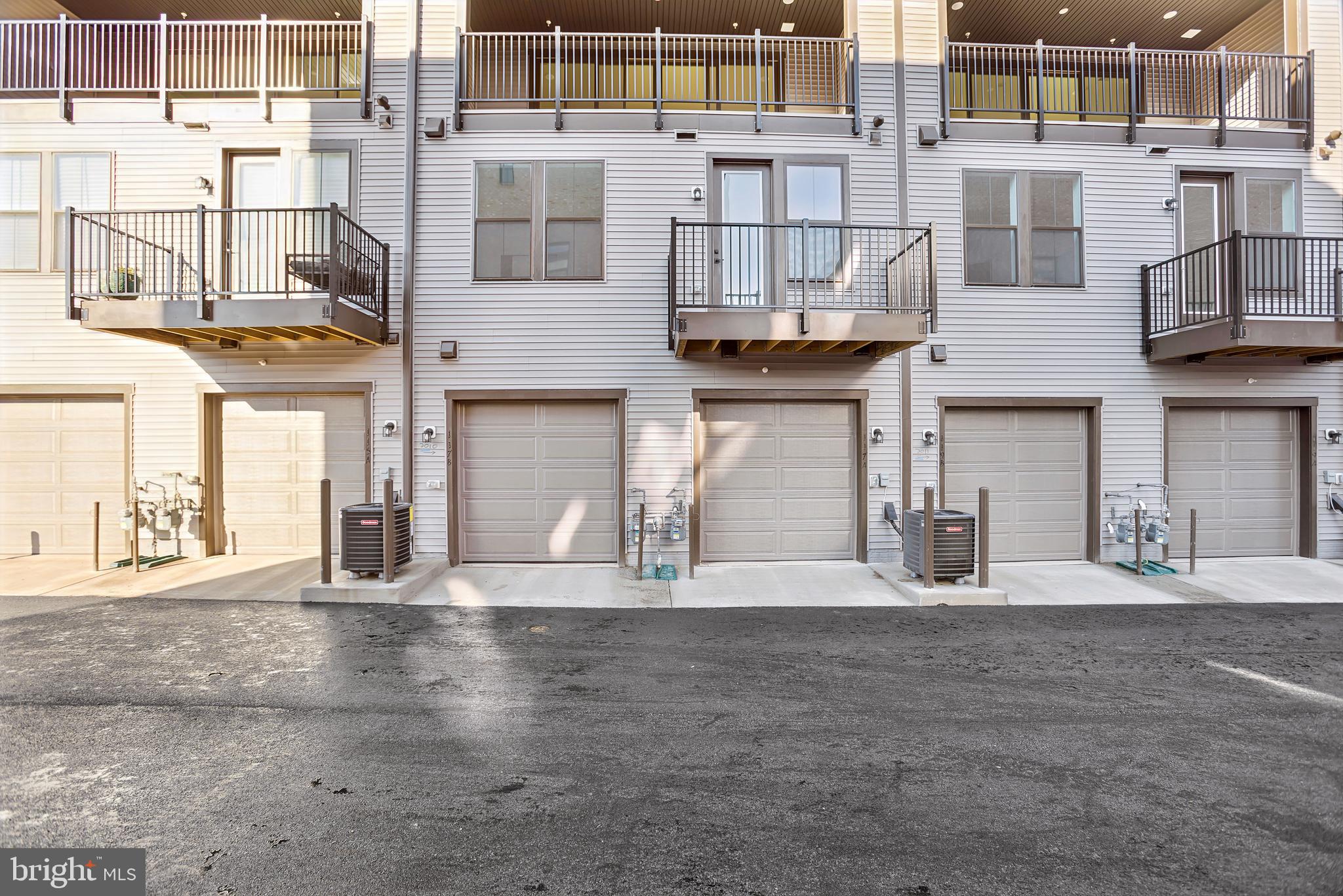 LOCKE LANDING - Residential