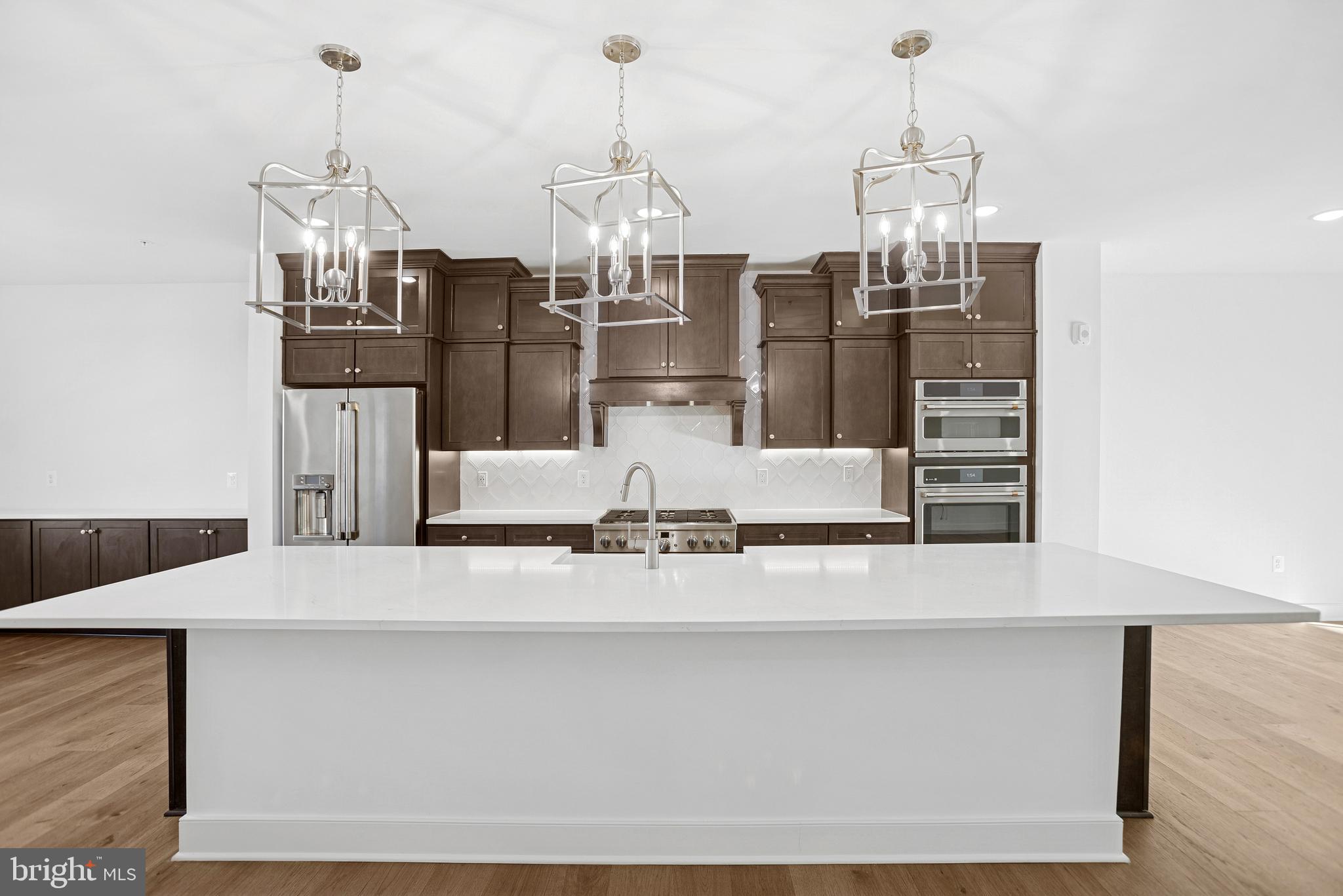 LOCKE LANDING - Residential