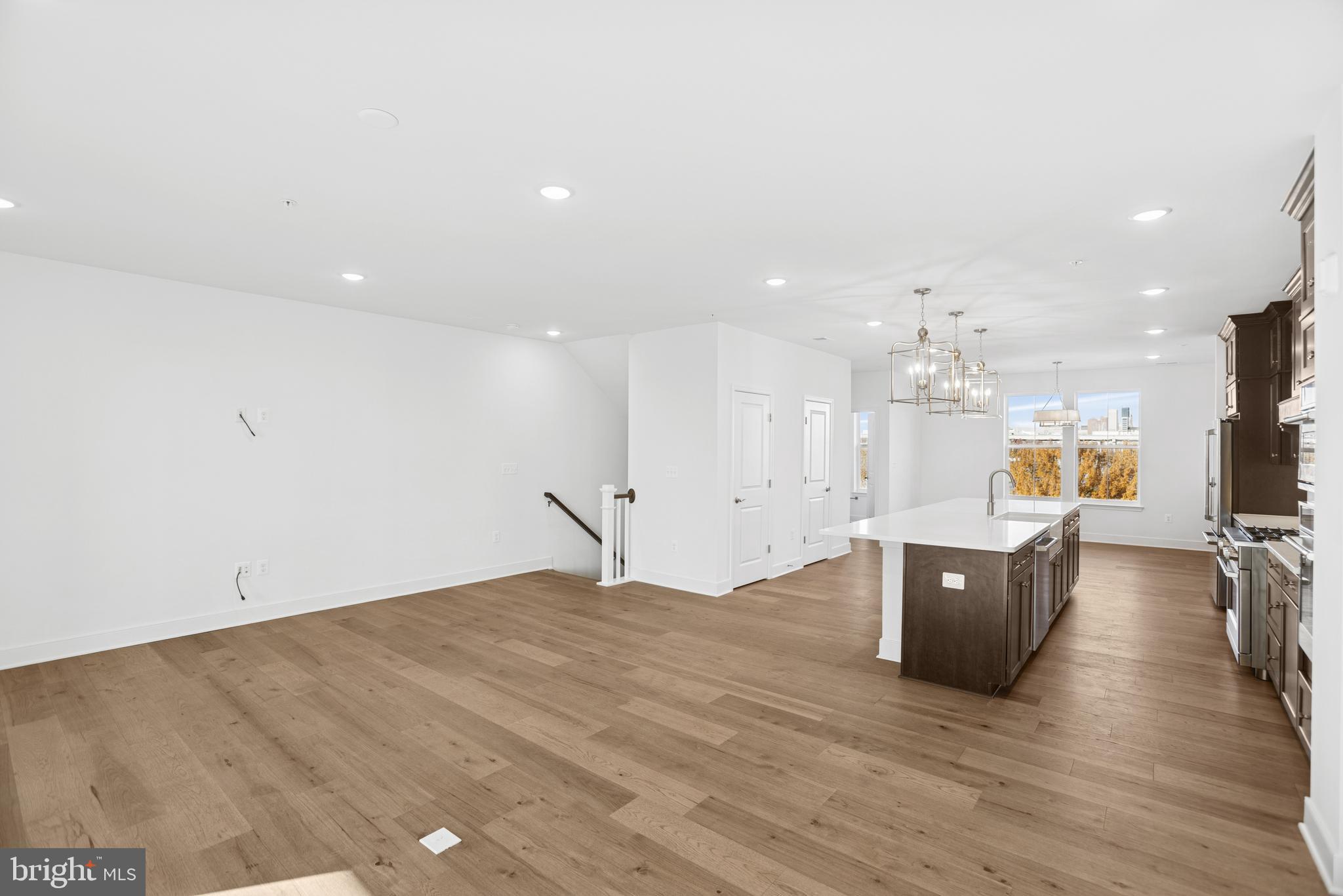 LOCKE LANDING - Residential