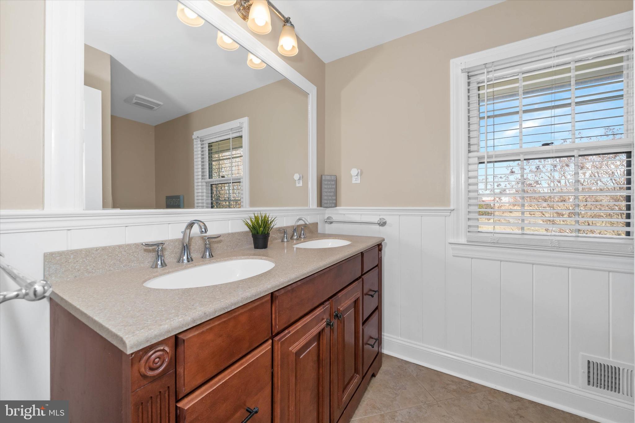 RADLEY RUN - Residential