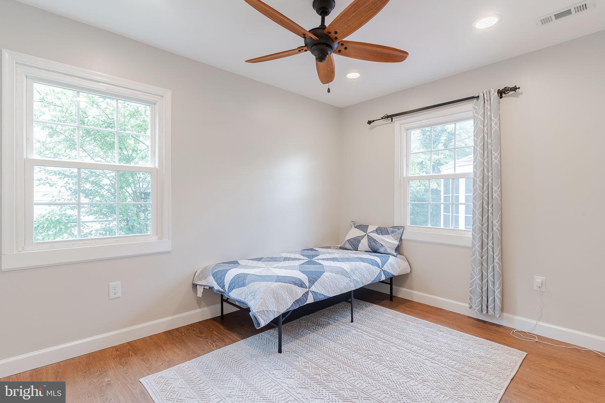 GREENBRIAR - Residential Lease