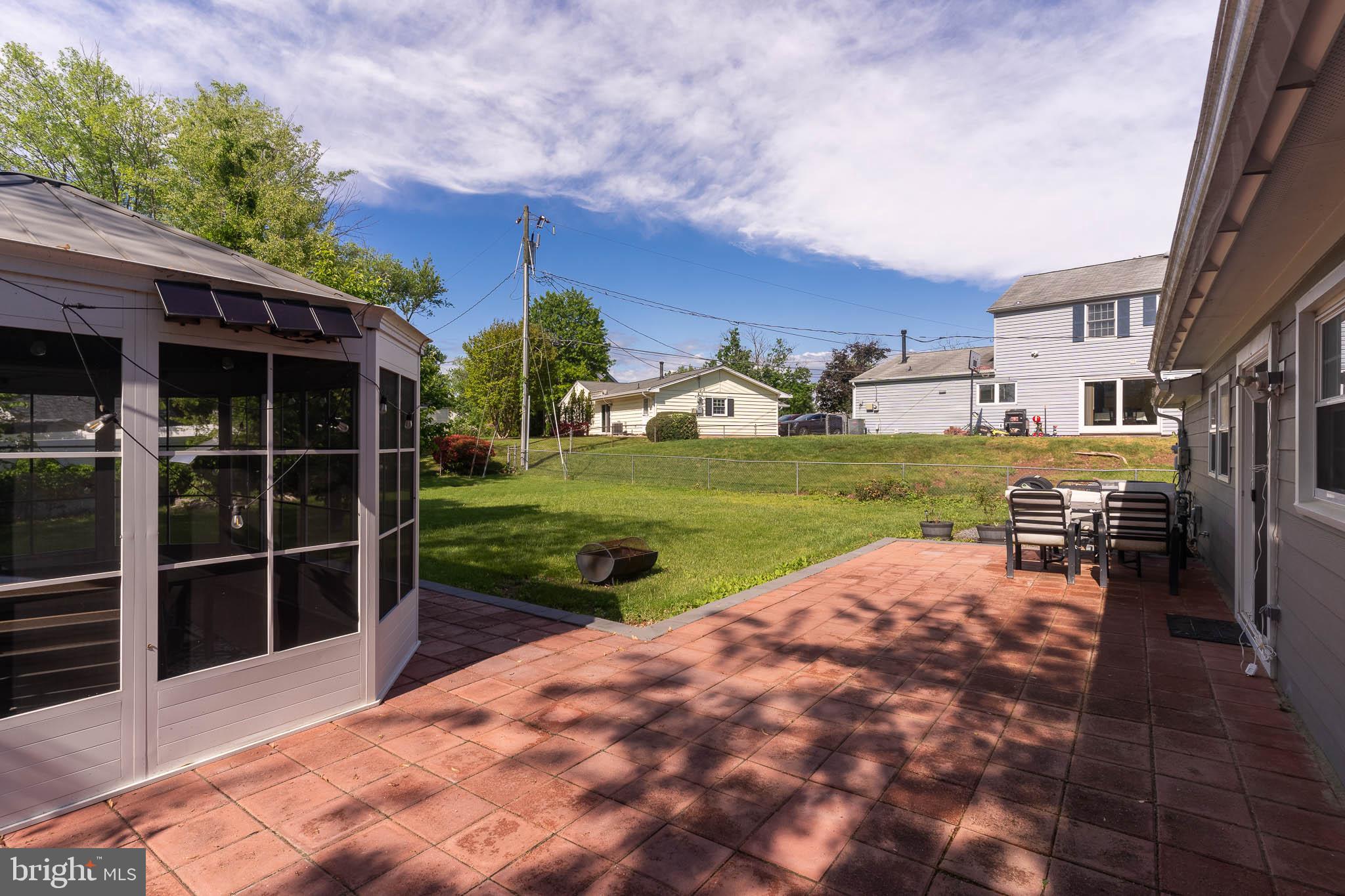 GREENBRIAR - Residential Lease