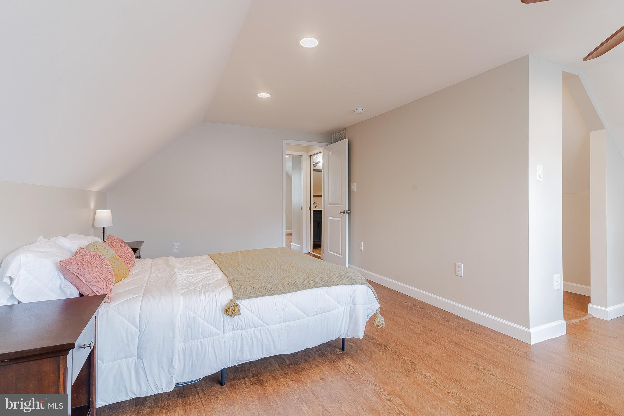 GREENBRIAR - Residential Lease