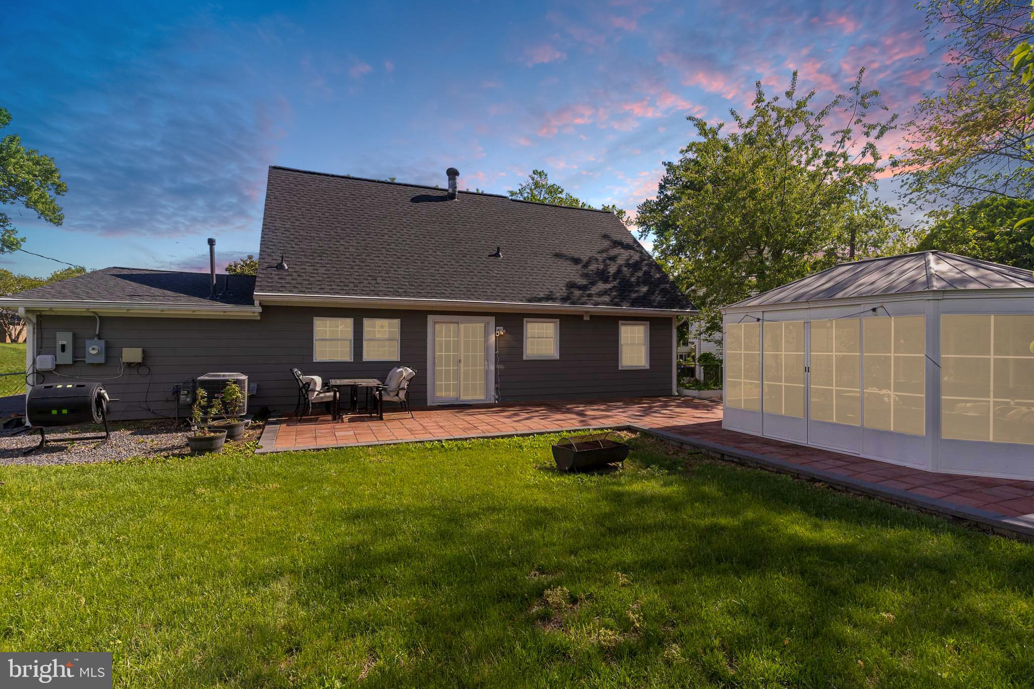 GREENBRIAR - Residential Lease