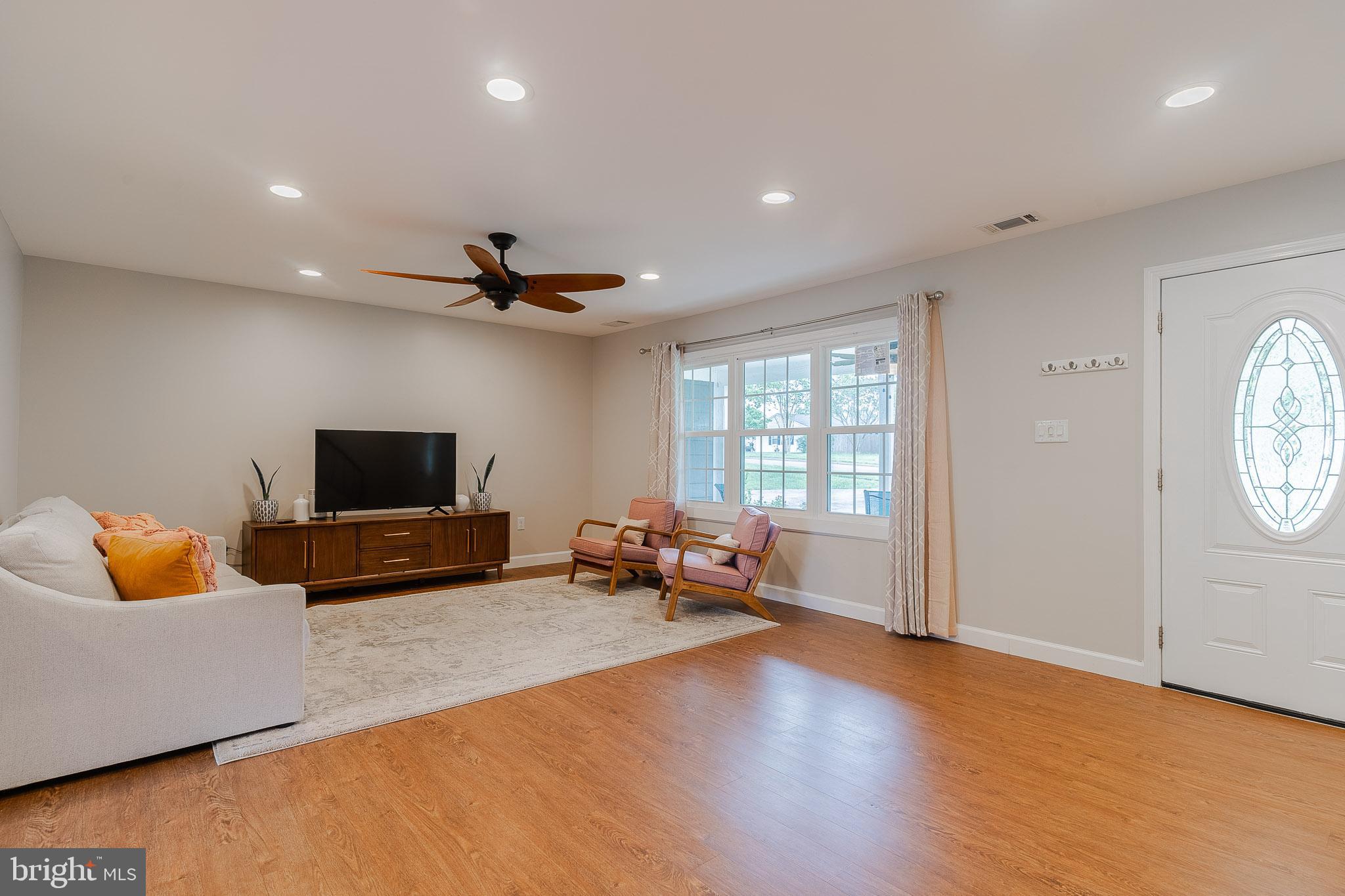 GREENBRIAR - Residential Lease