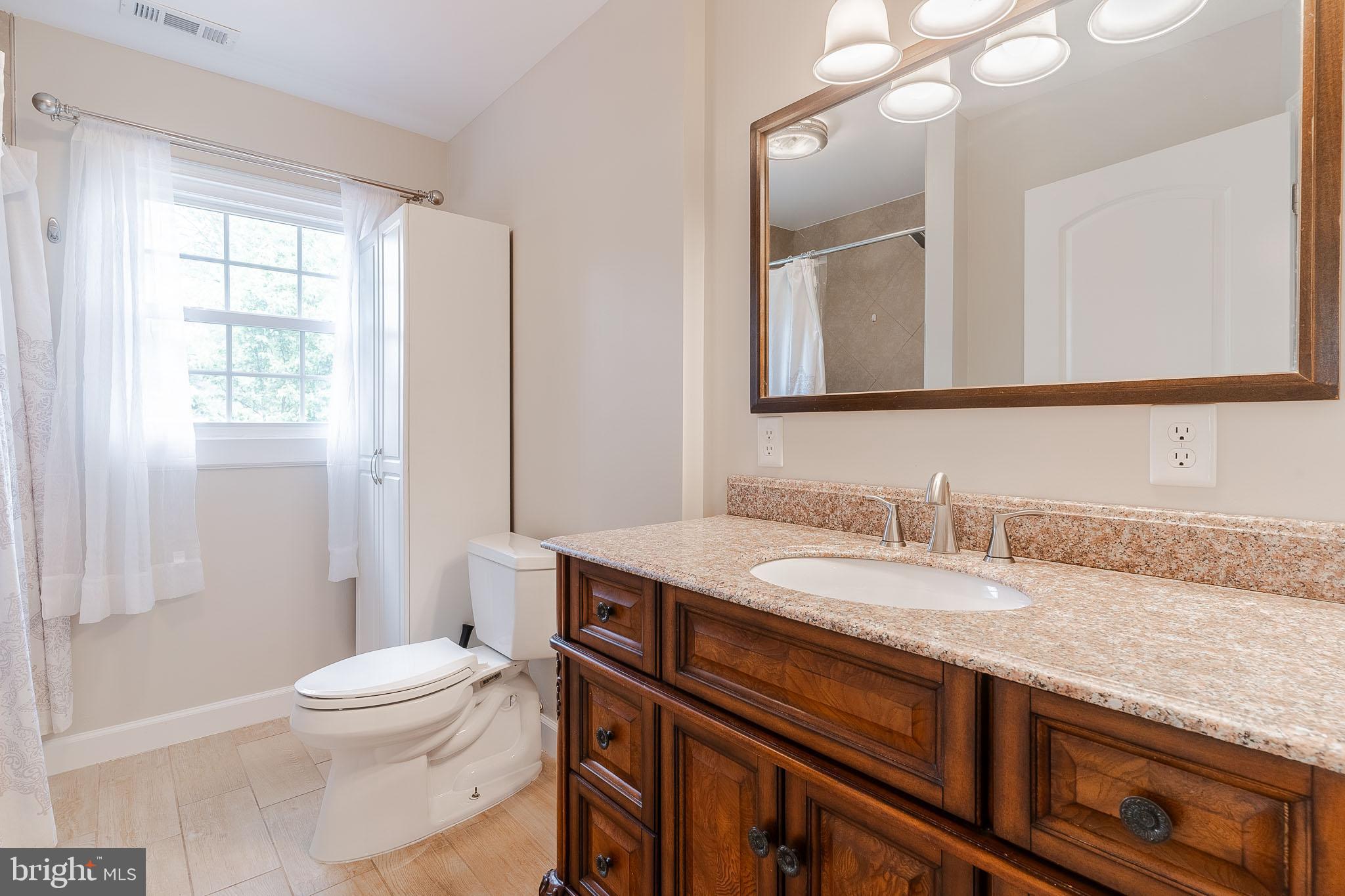 GREENBRIAR - Residential Lease