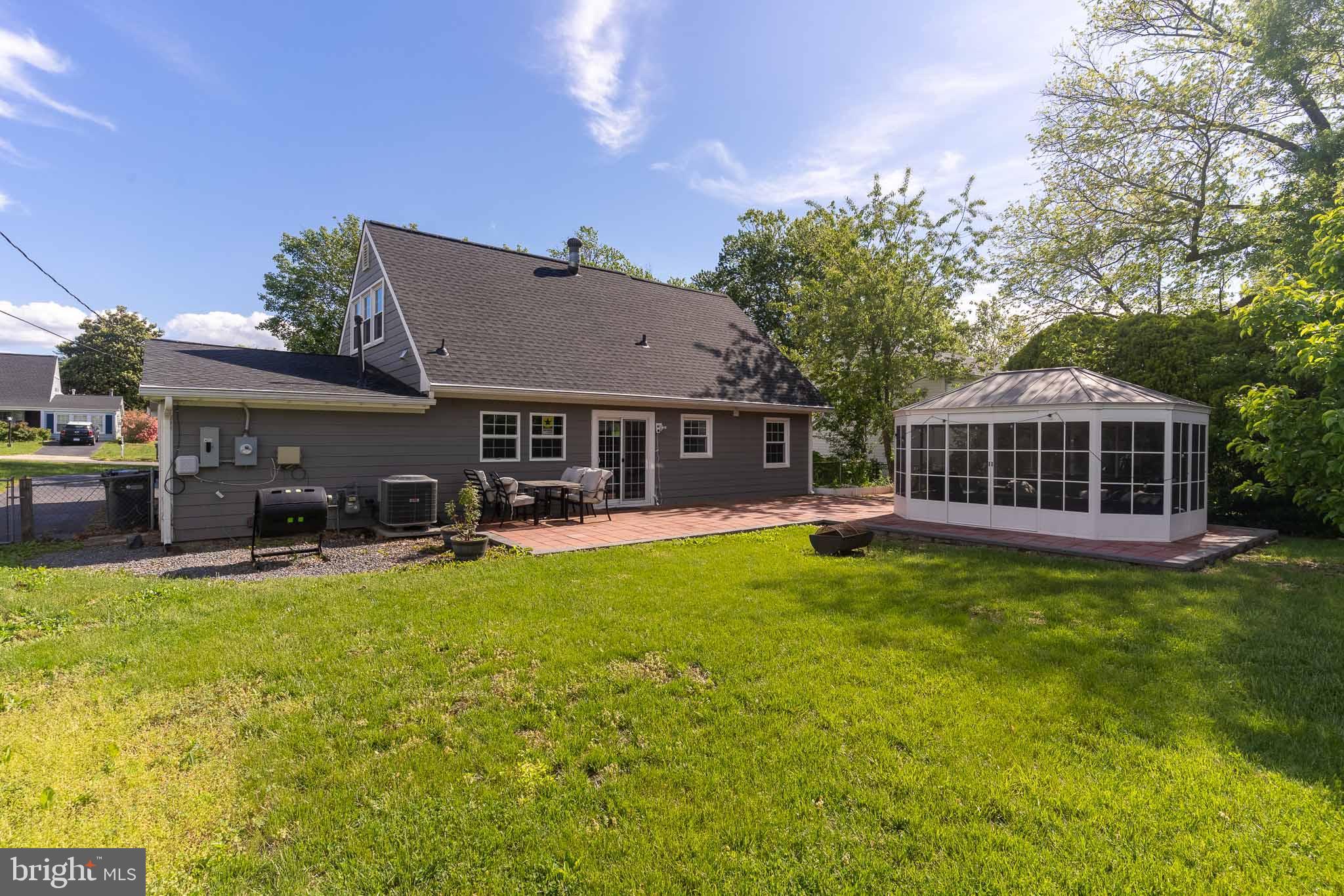 GREENBRIAR - Residential Lease