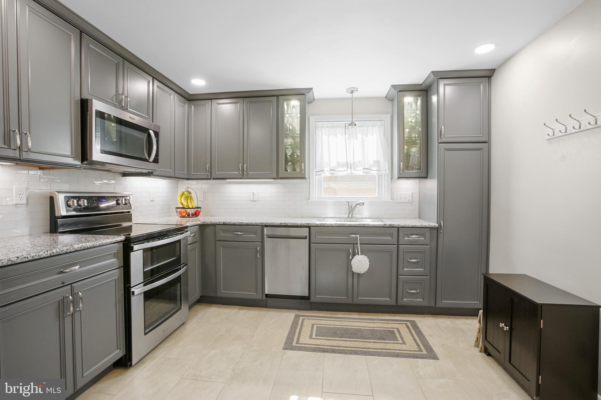 RIVERVIEW PARK - Residential