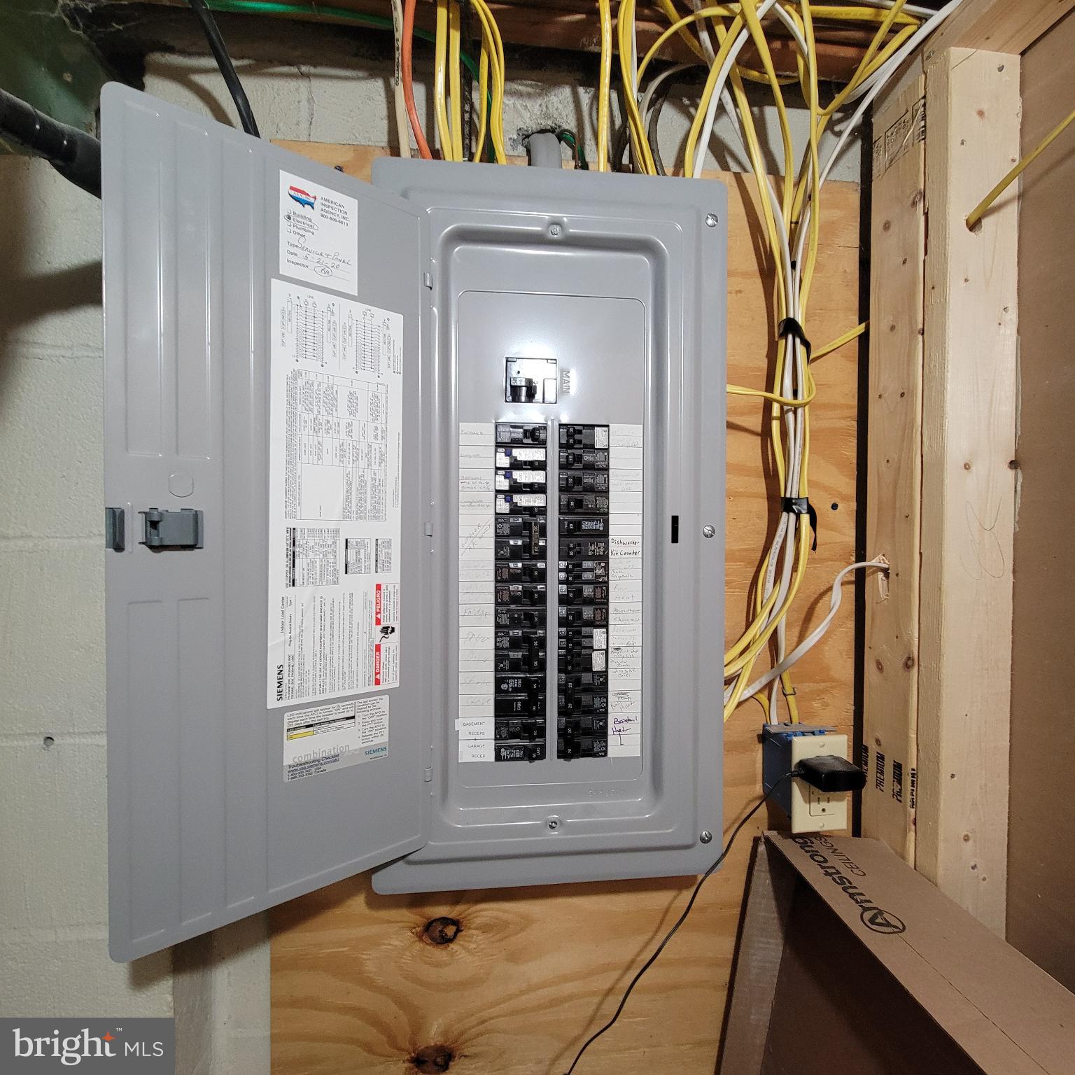 RIVERVIEW PARK - Residential