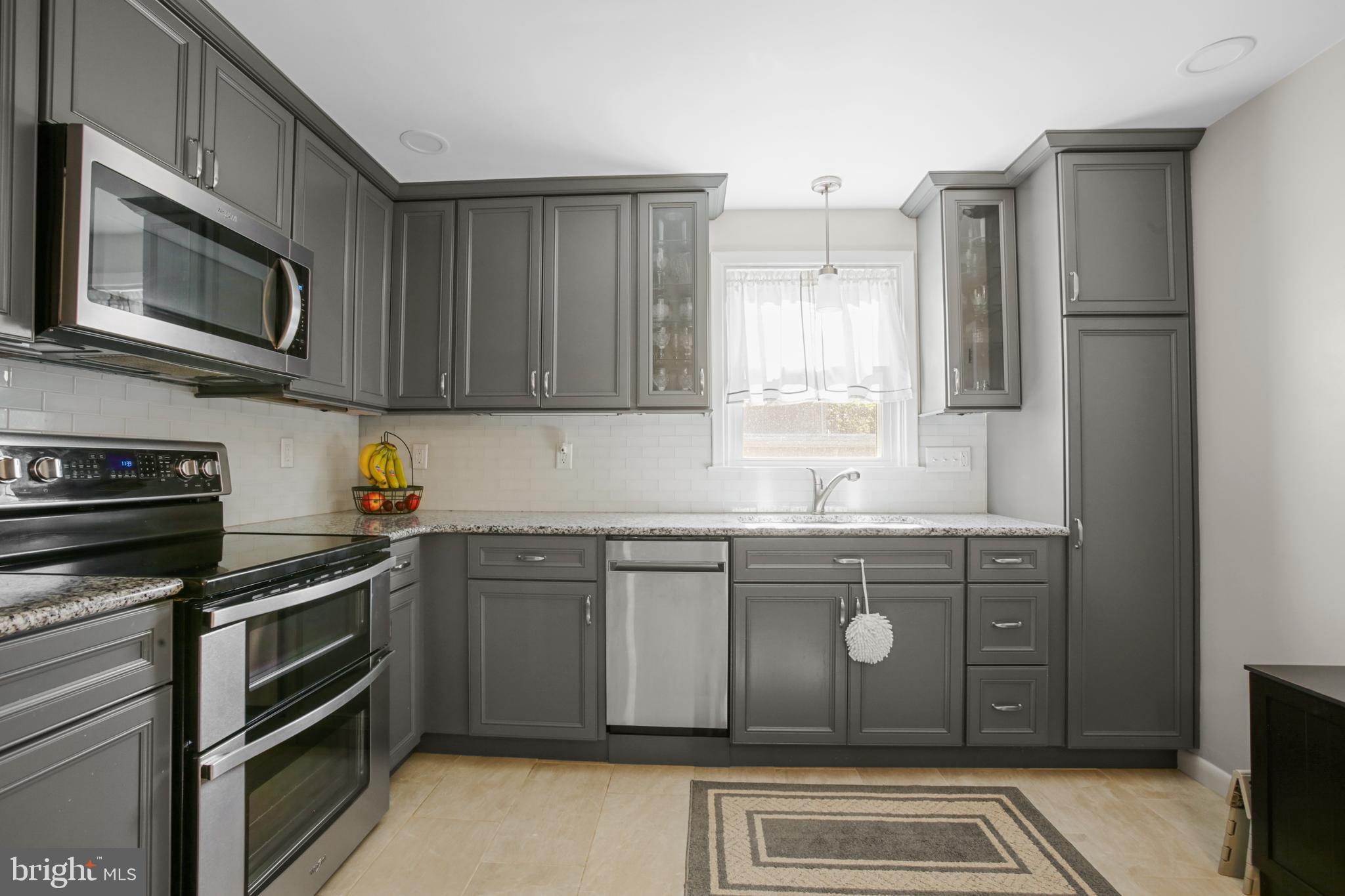 RIVERVIEW PARK - Residential