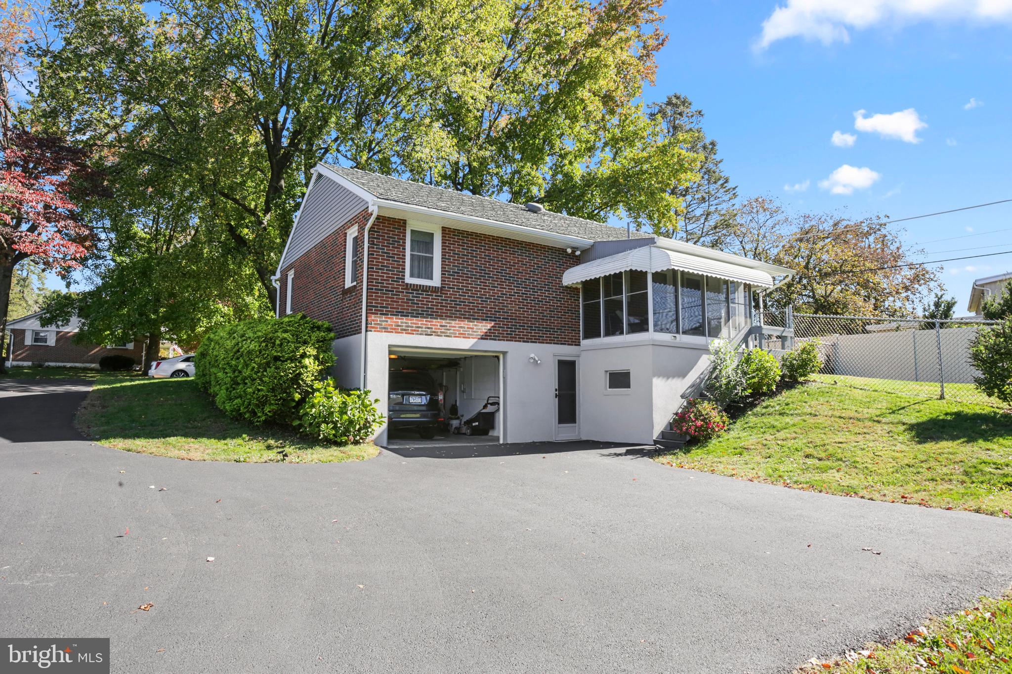 RIVERVIEW PARK - Residential