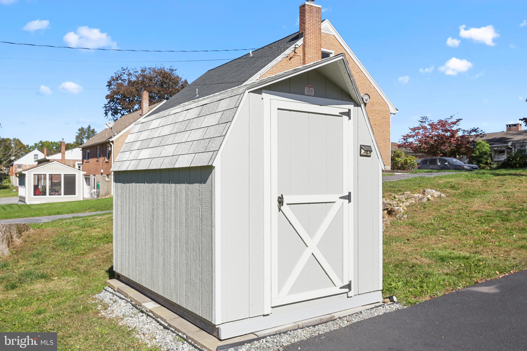 RIVERVIEW PARK - Residential