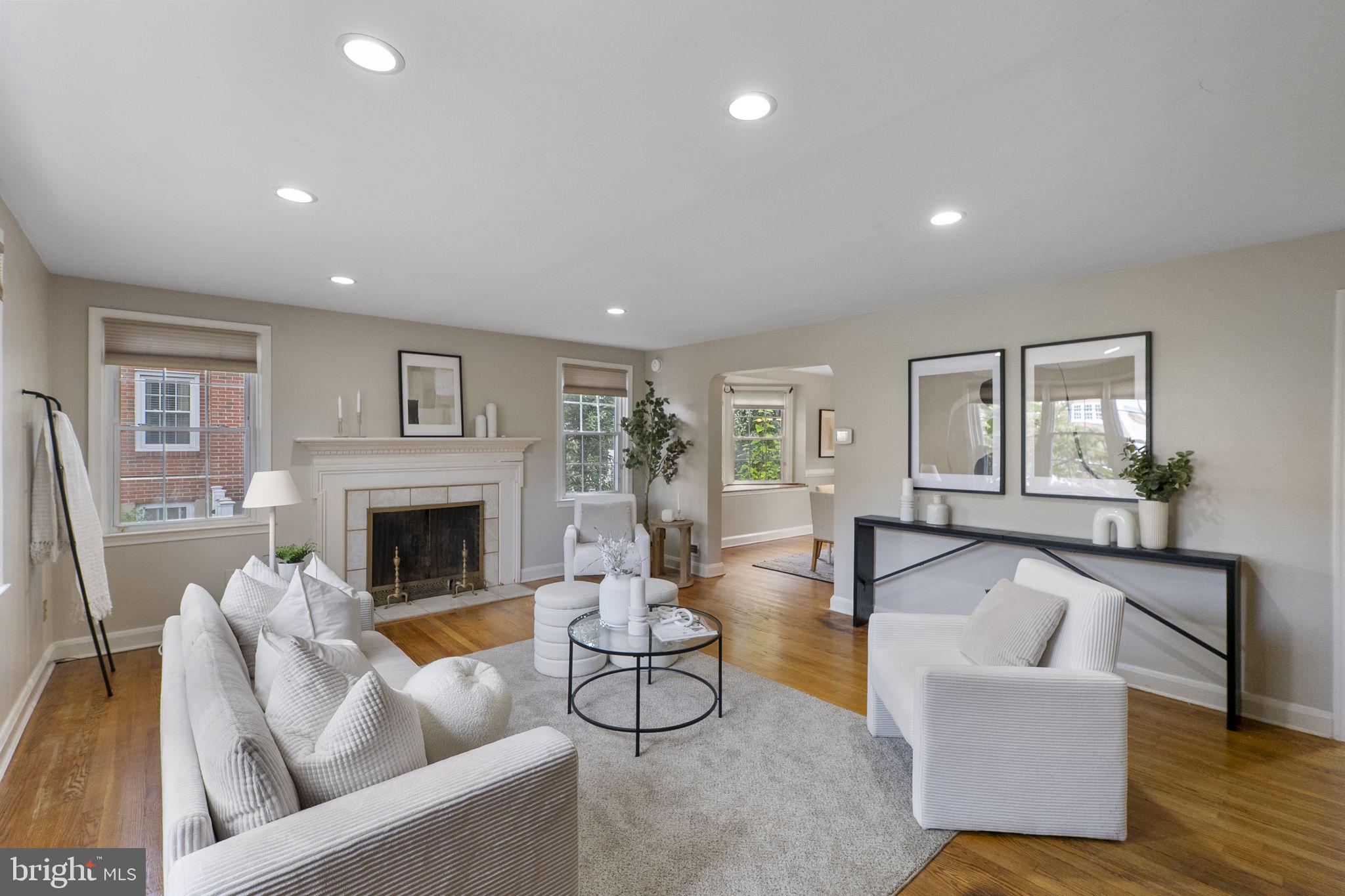 LOCH RAVEN MANOR - Residential