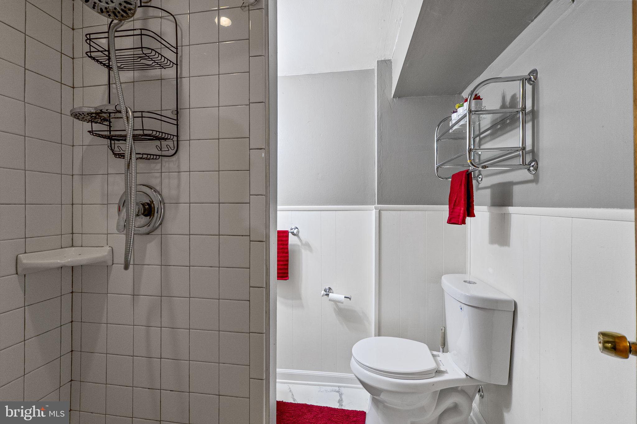 LOCH RAVEN MANOR - Residential