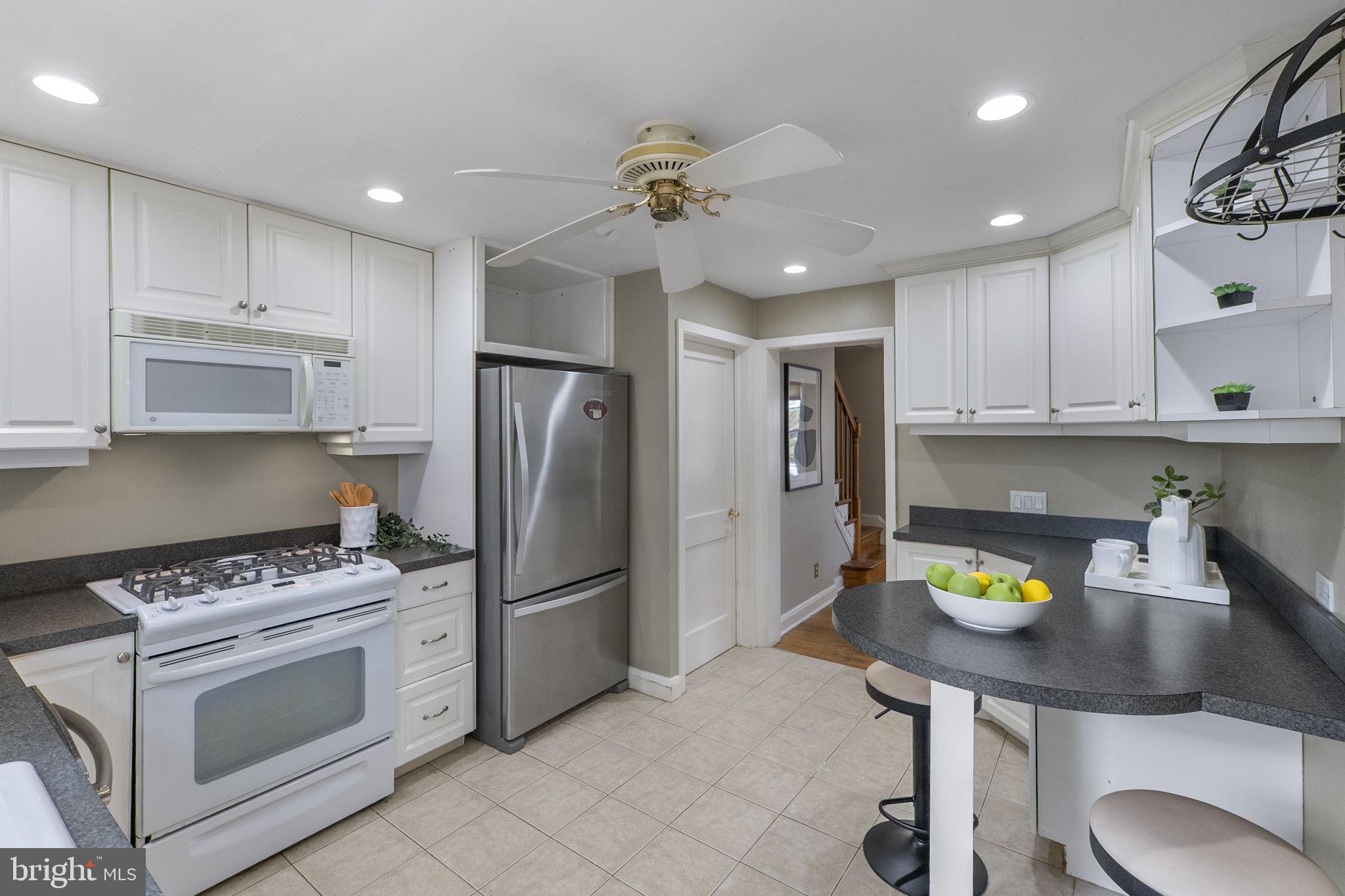 LOCH RAVEN MANOR - Residential