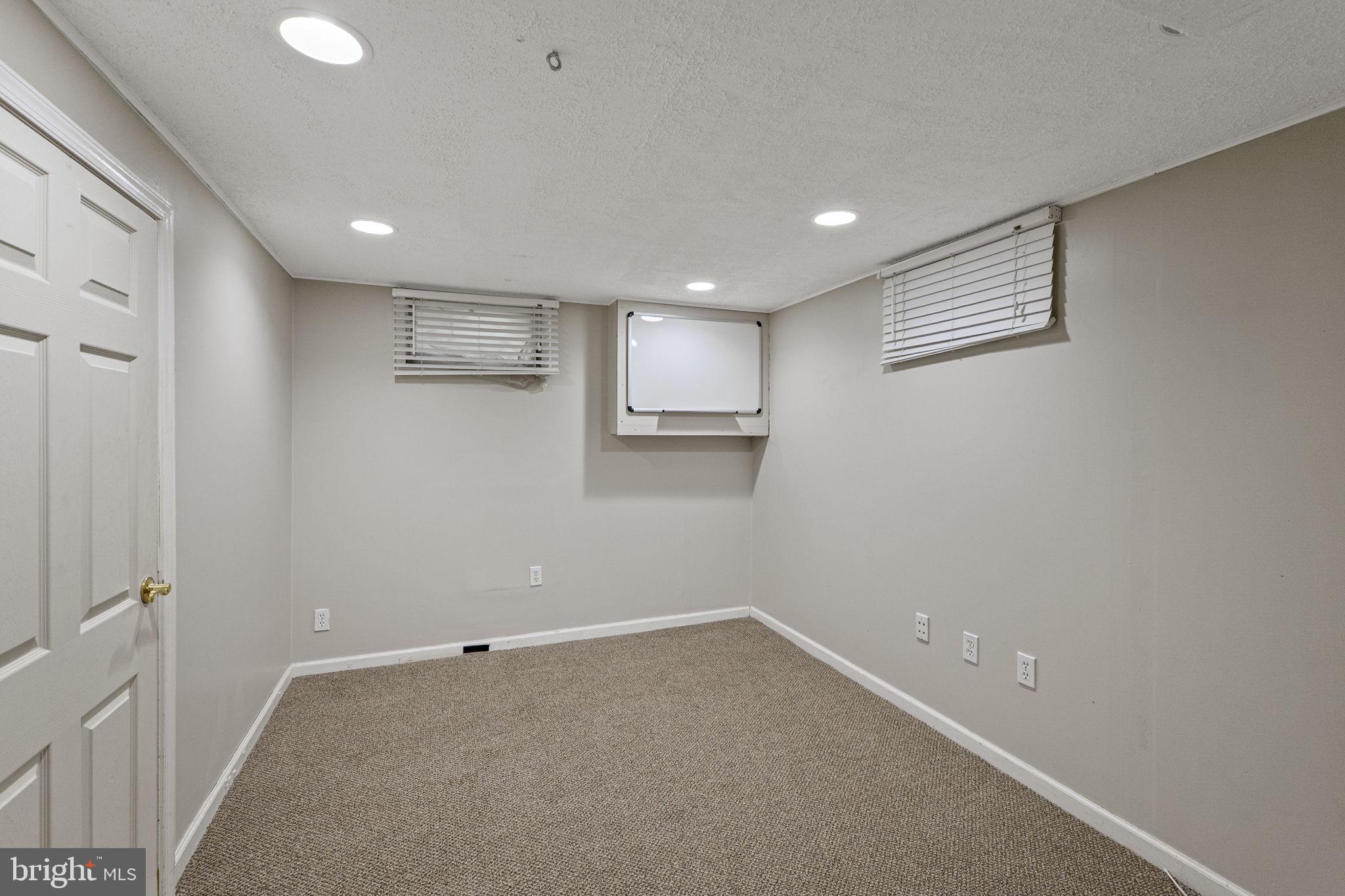 LOCH RAVEN MANOR - Residential