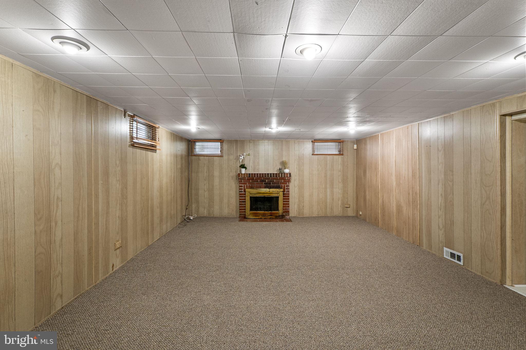 LOCH RAVEN MANOR - Residential