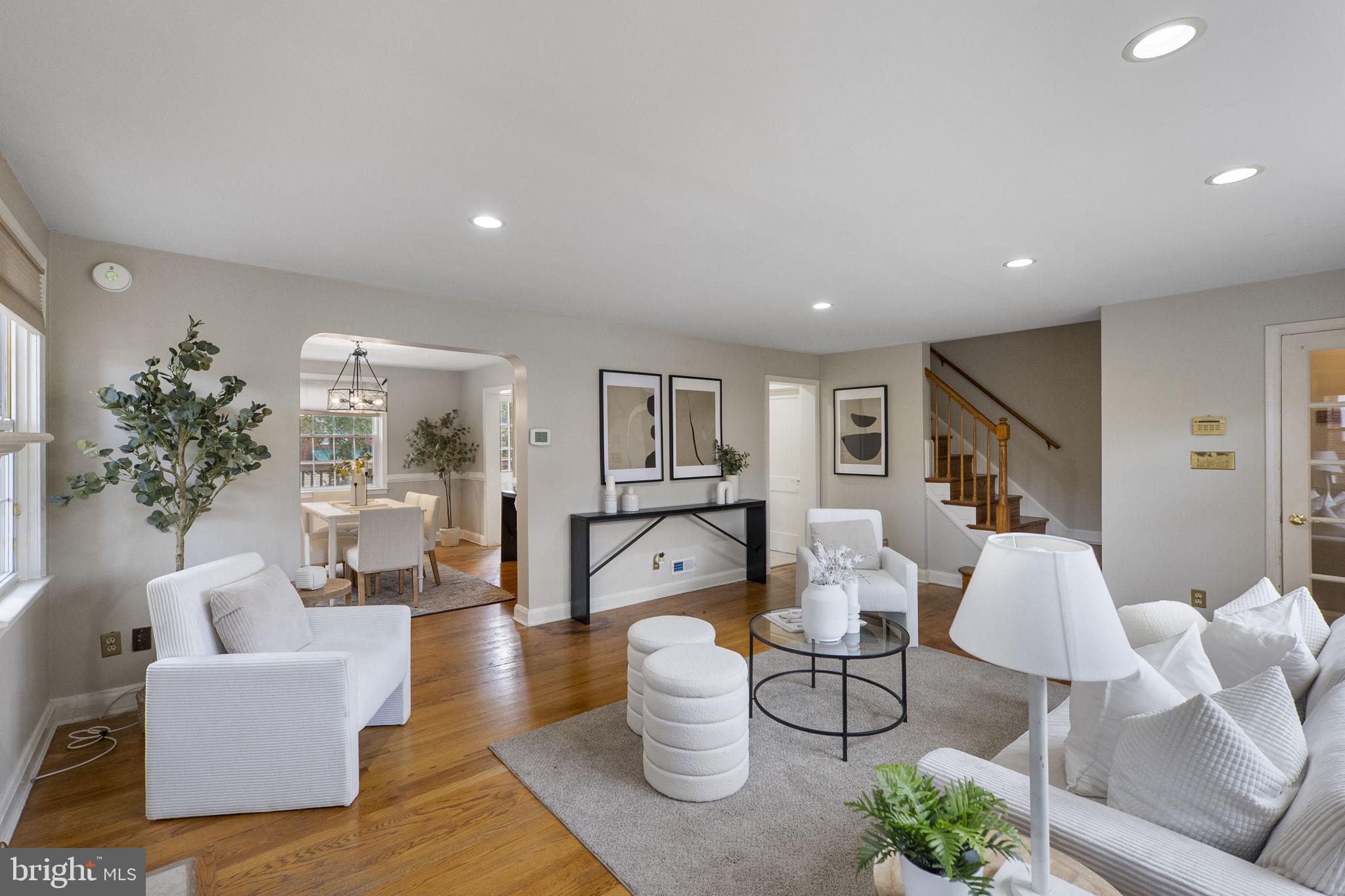 LOCH RAVEN MANOR - Residential