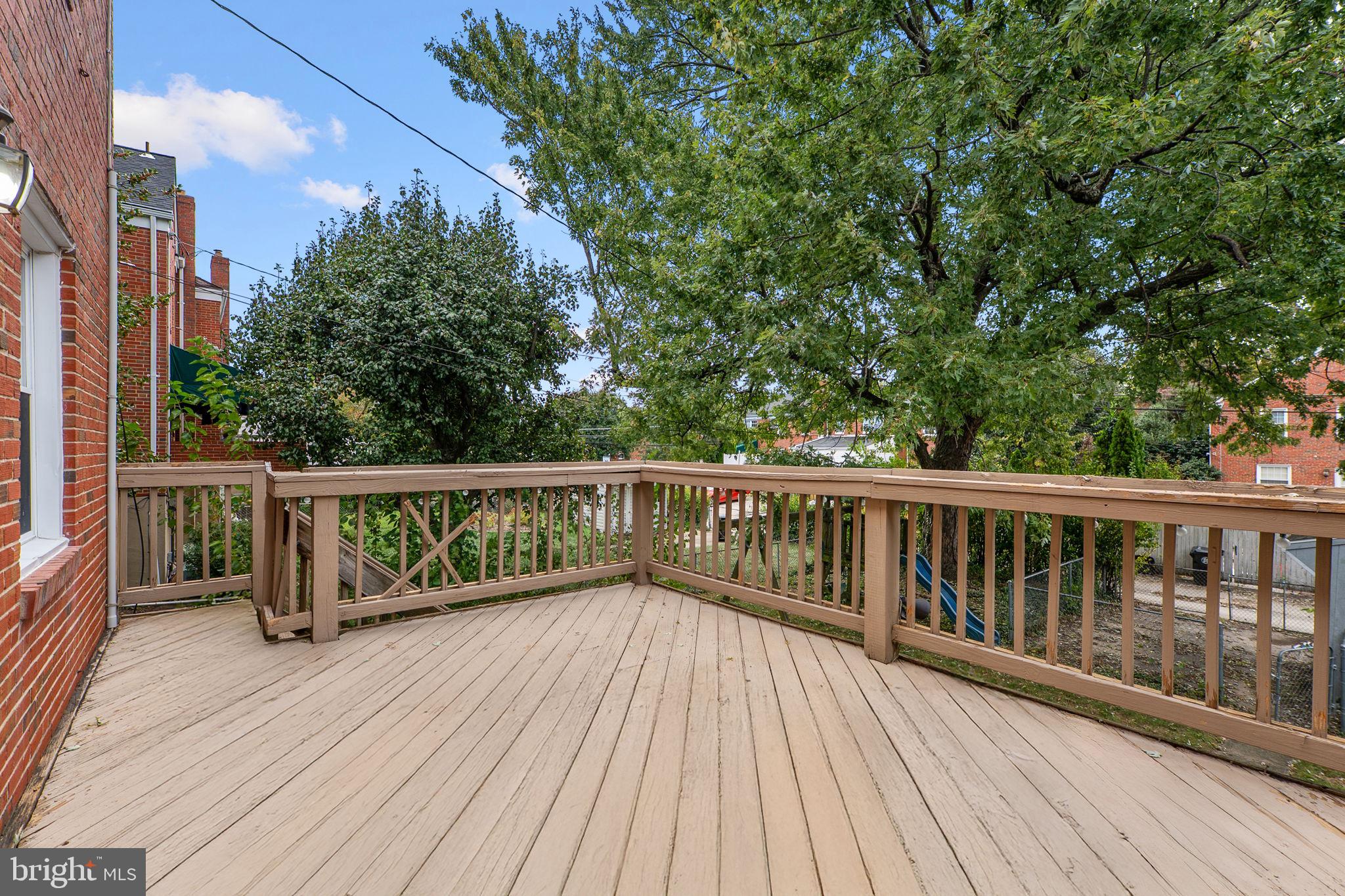 LOCH RAVEN MANOR - Residential