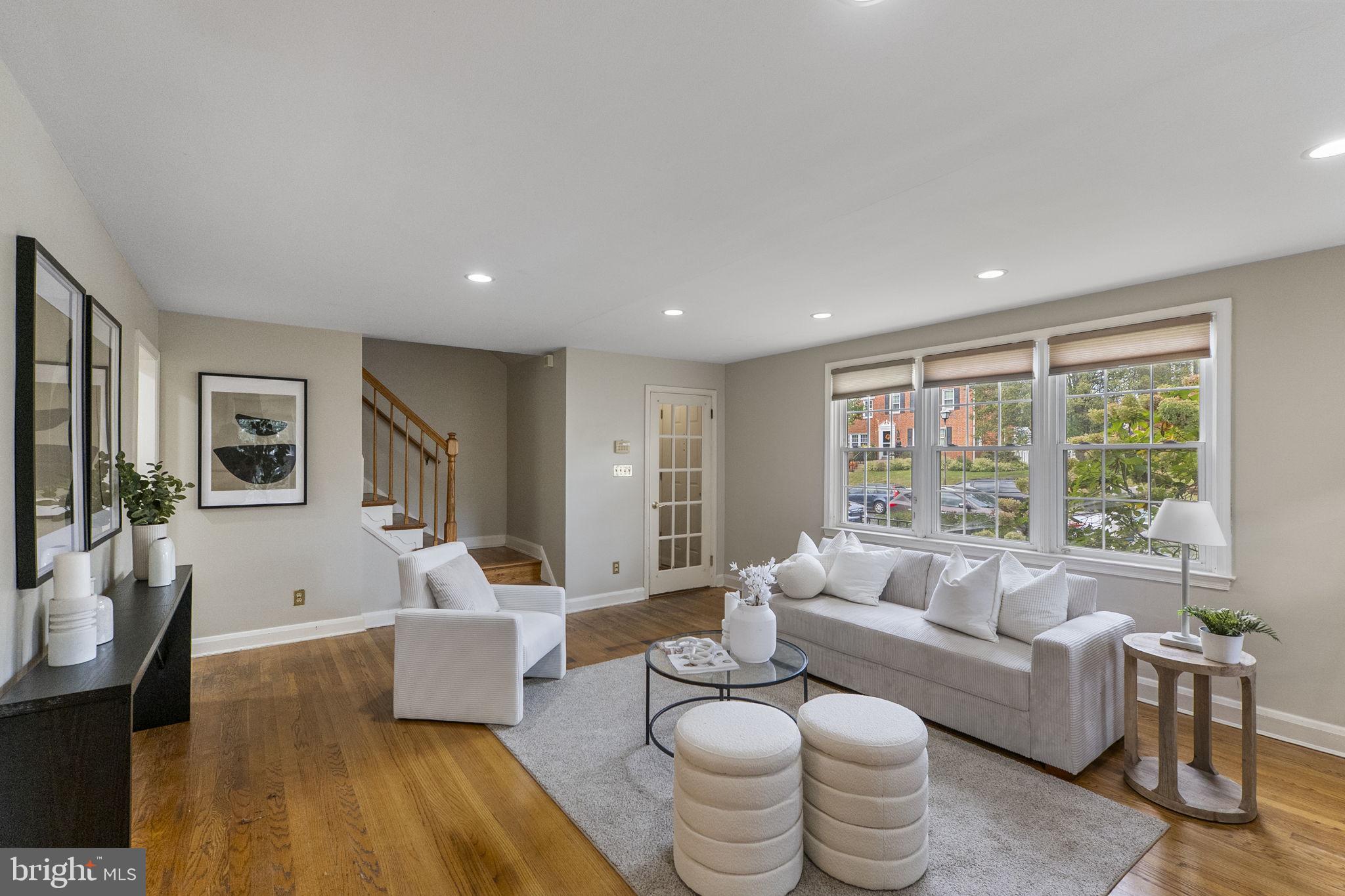 LOCH RAVEN MANOR - Residential