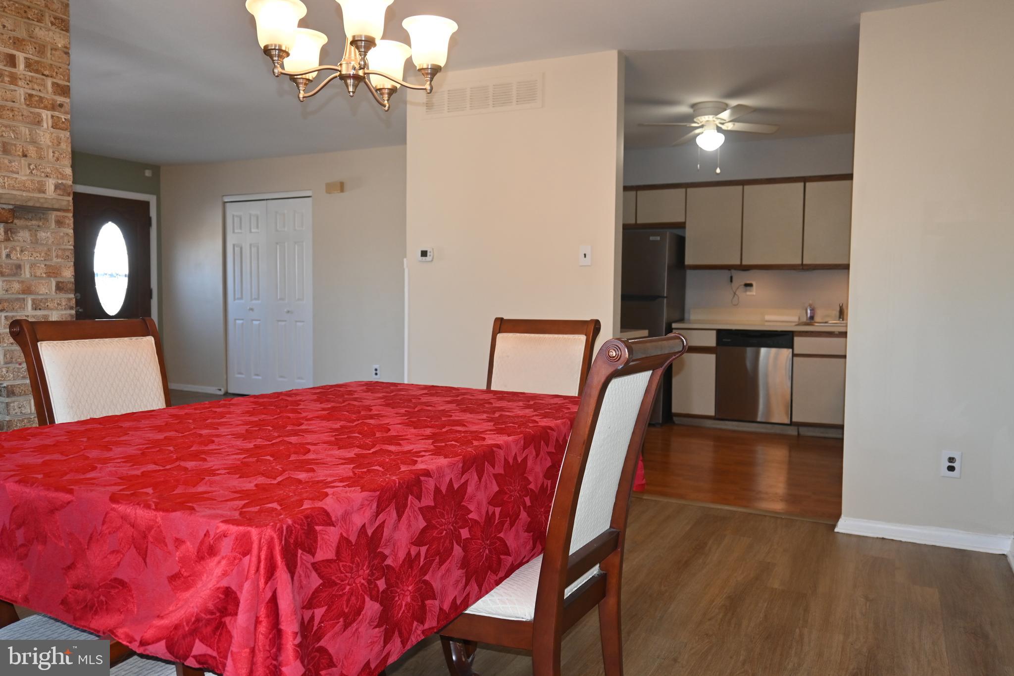 LUKENS ESTATE - Residential