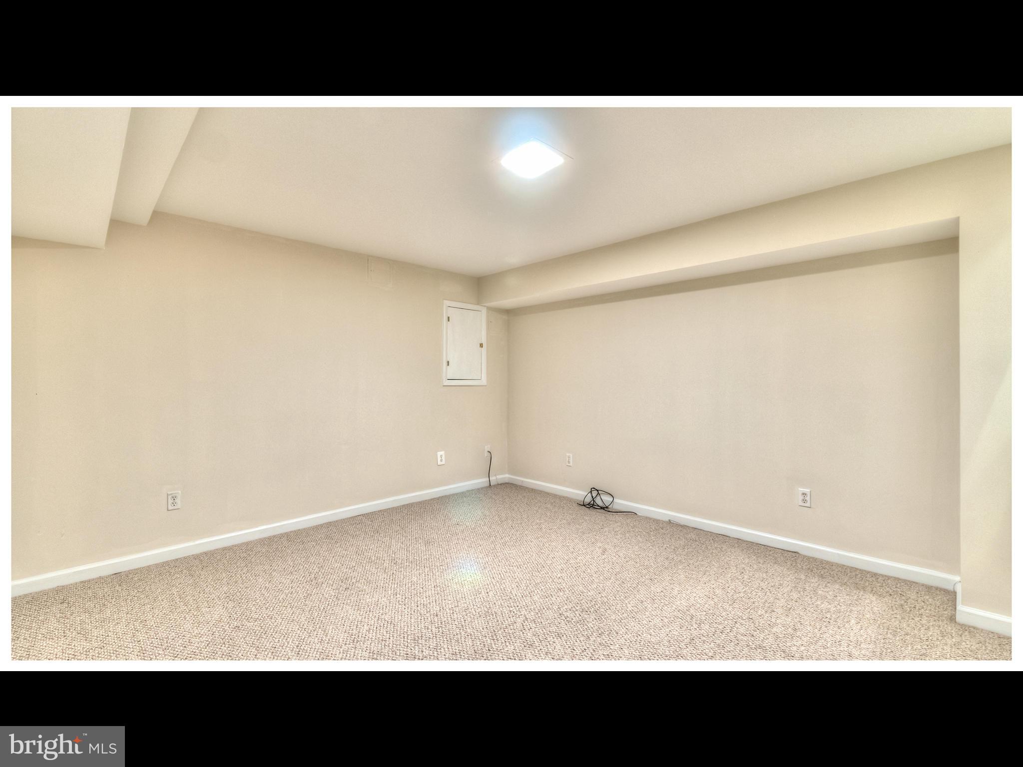 WASHINGTON HILL - Residential Lease