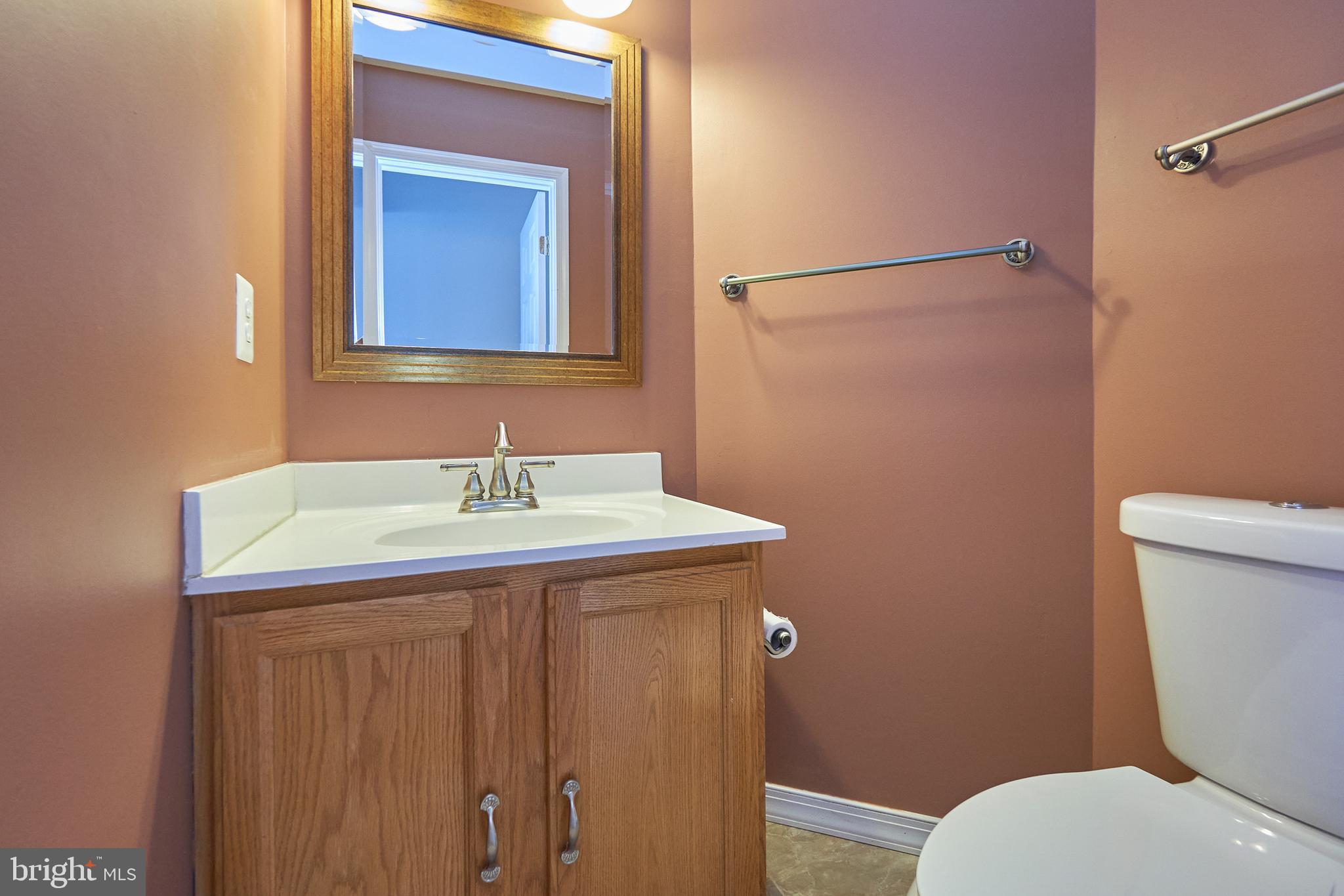 ASHBURN VILLAGE - Residential Lease