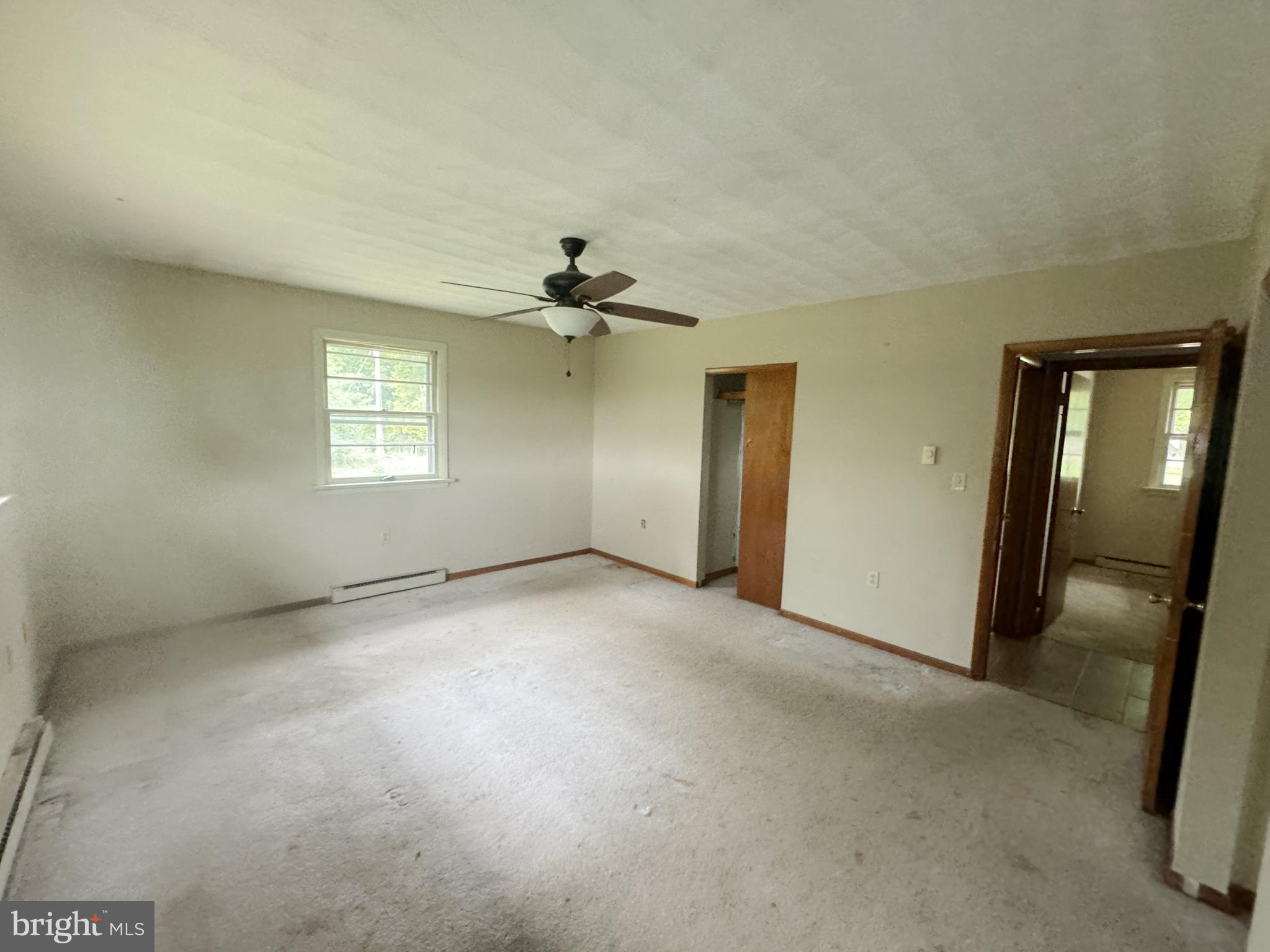 PERRY LAND - Residential