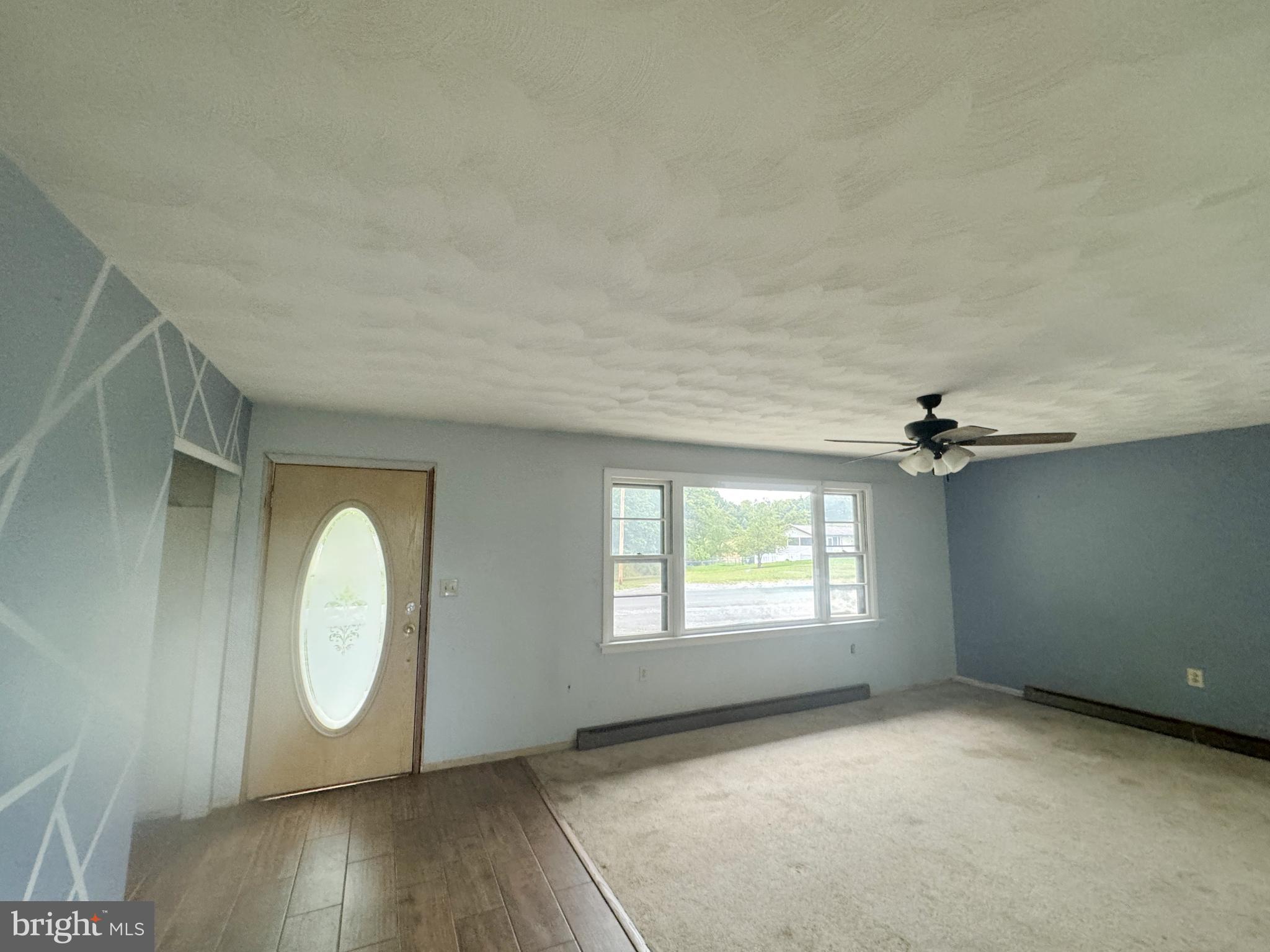 PERRY LAND - Residential