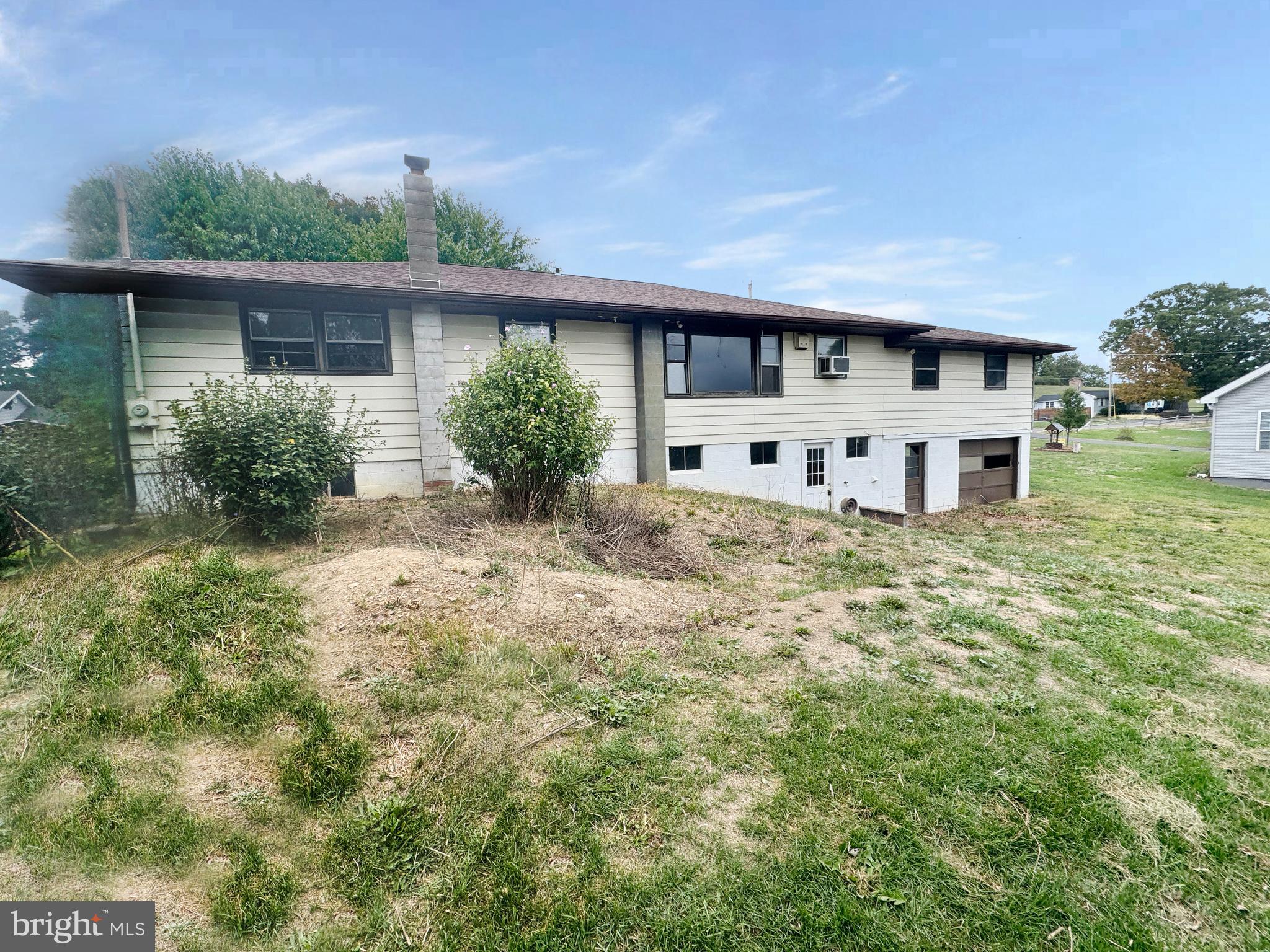 PERRY LAND - Residential