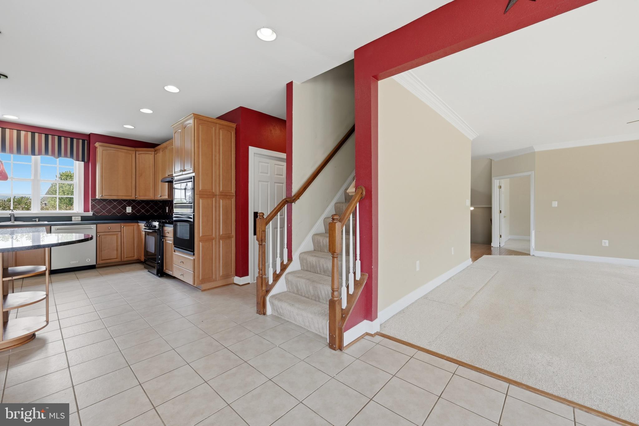 OAK KNOLL FARMS - Residential