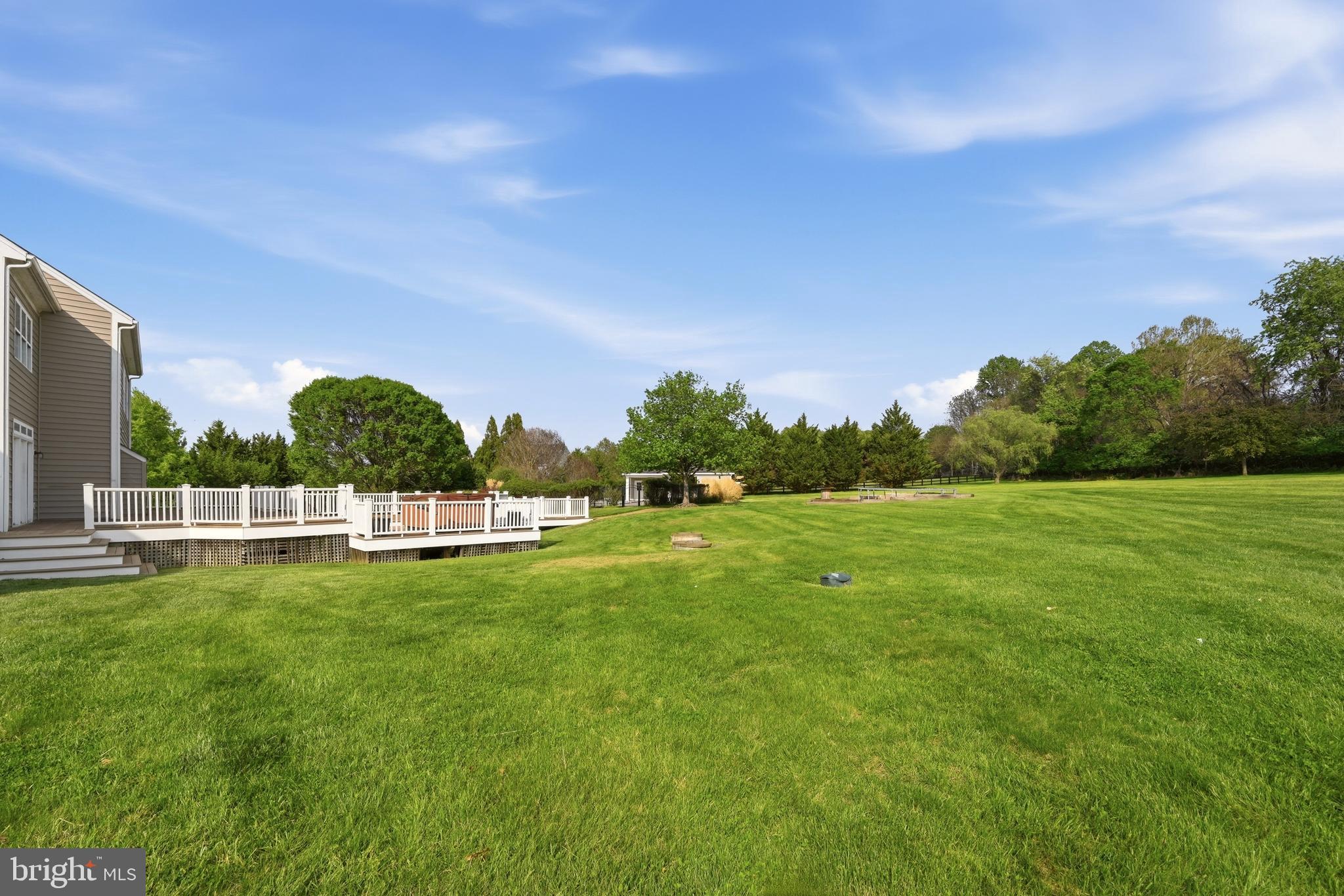 OAK KNOLL FARMS - Residential