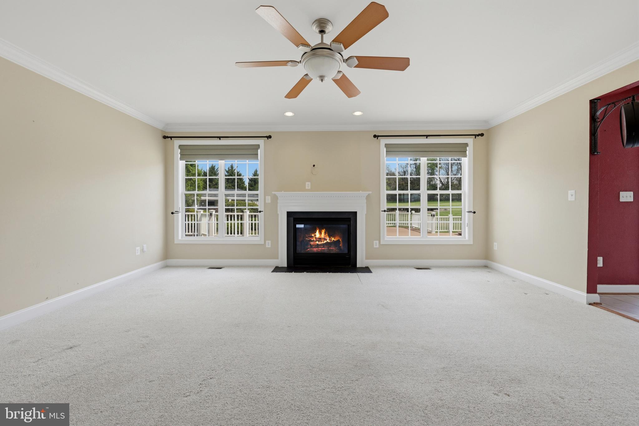 OAK KNOLL FARMS - Residential