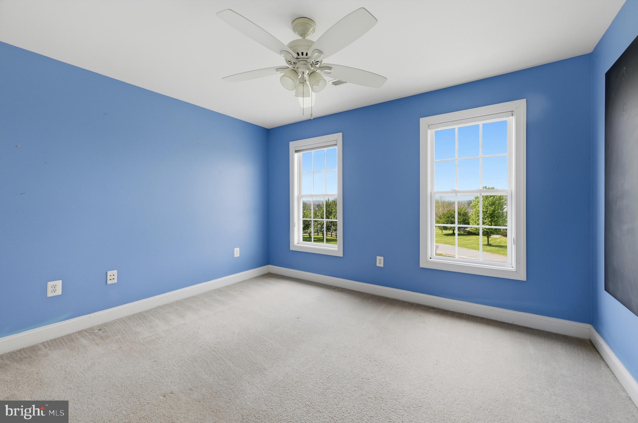 OAK KNOLL FARMS - Residential