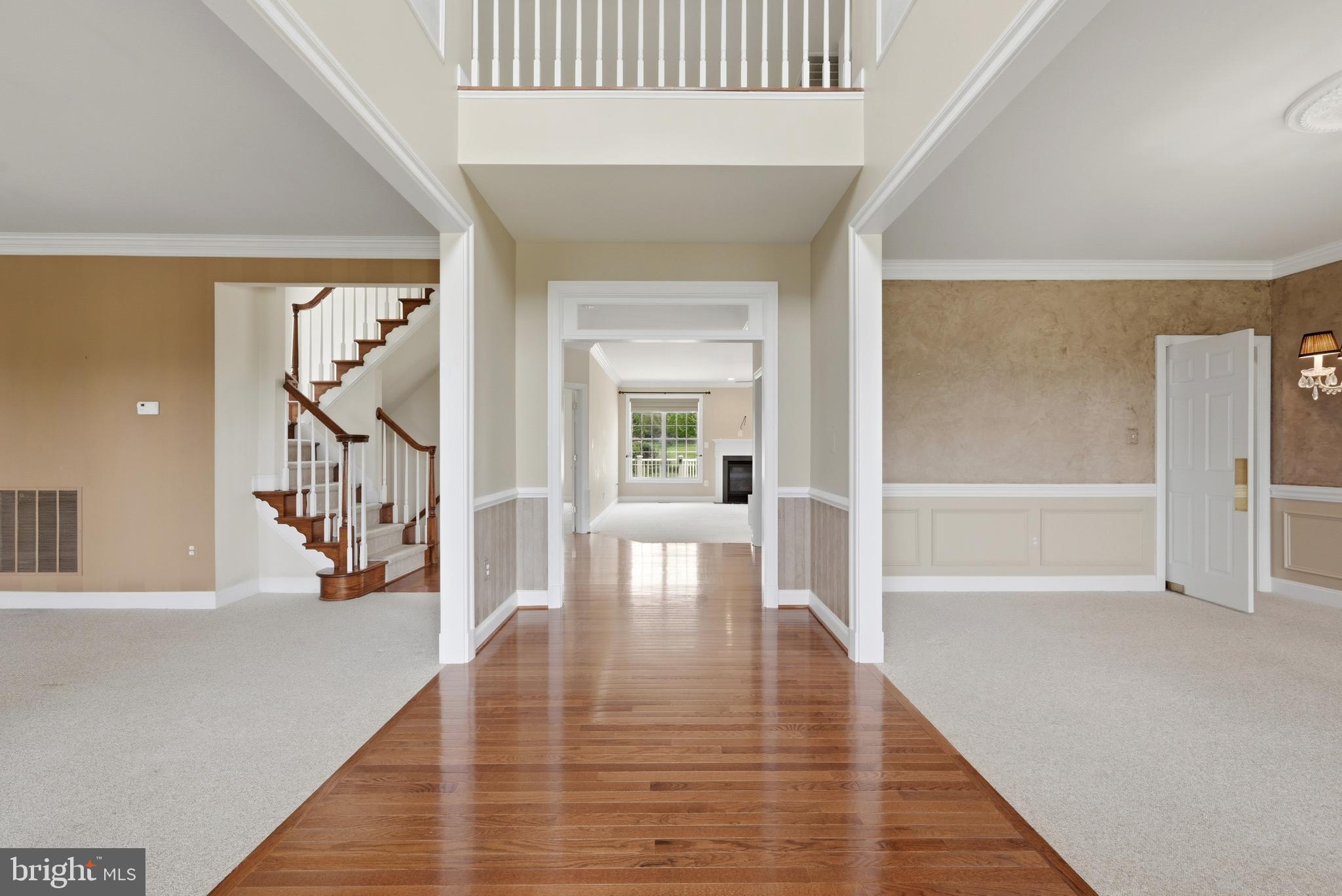 OAK KNOLL FARMS - Residential