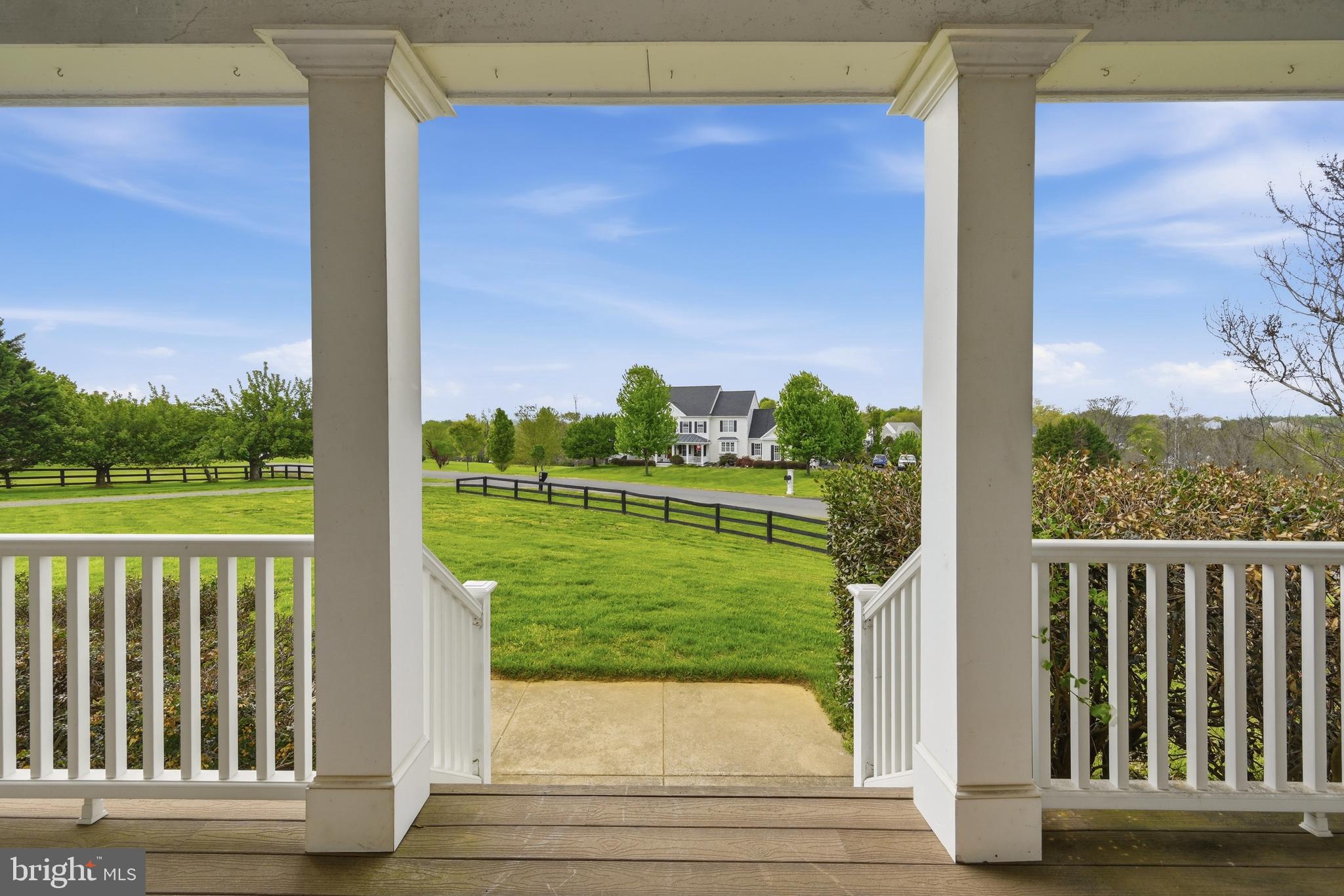 OAK KNOLL FARMS - Residential