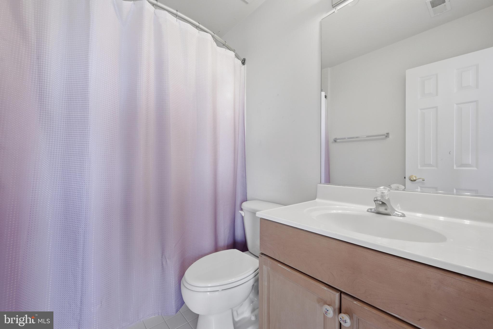 OAK KNOLL FARMS - Residential