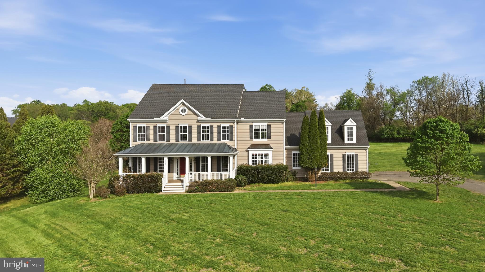 OAK KNOLL FARMS - Residential