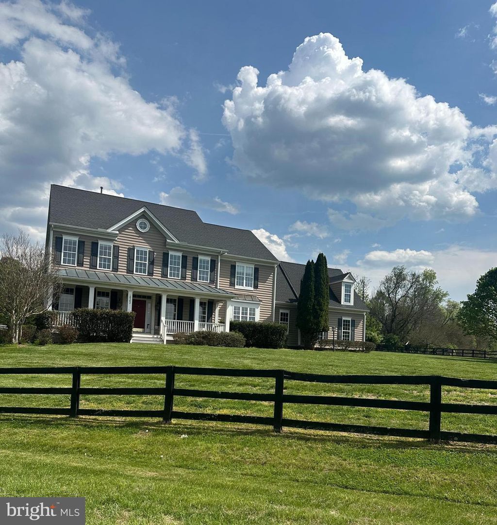 Photo of 18302 Poplar Stand Place, PURCELLVILLE, VA 20132 (MLS # VALO2115068)