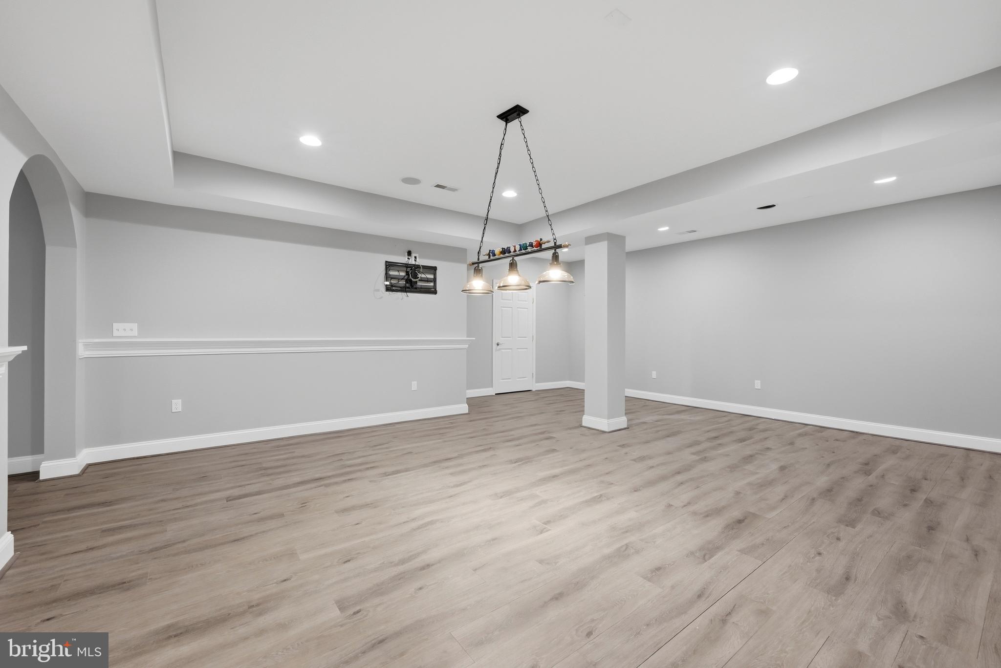 OAK KNOLL FARMS - Residential