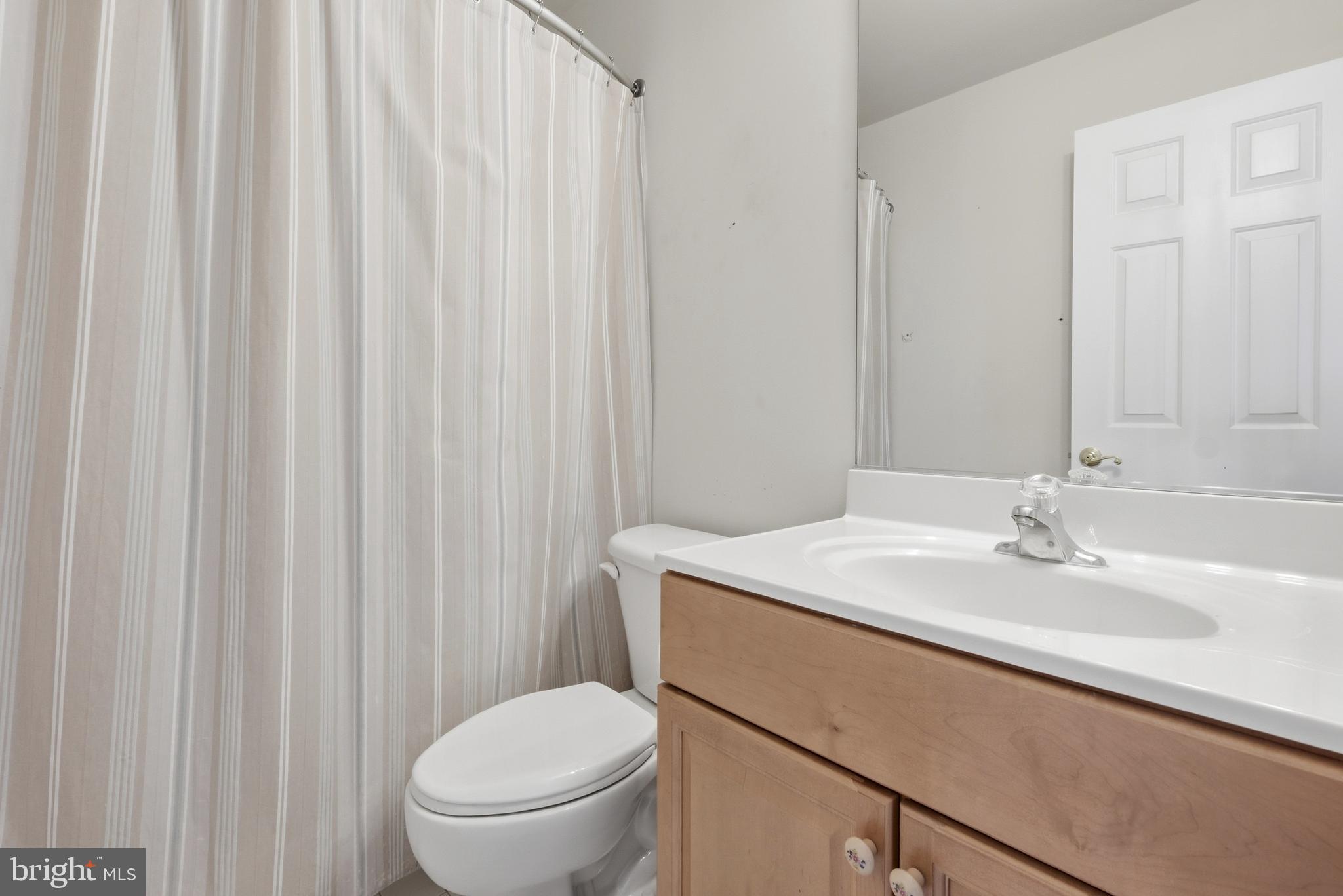 OAK KNOLL FARMS - Residential