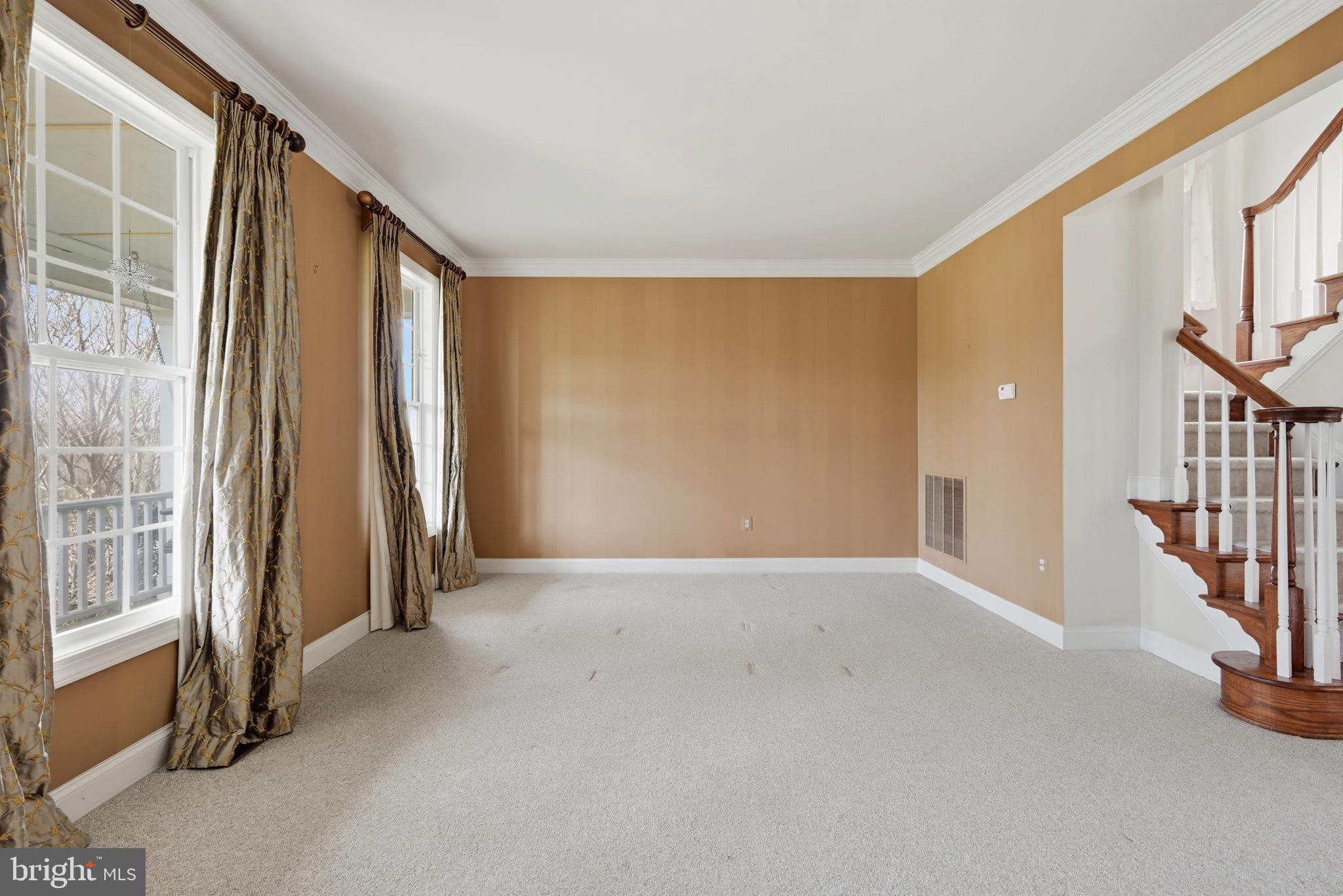 OAK KNOLL FARMS - Residential