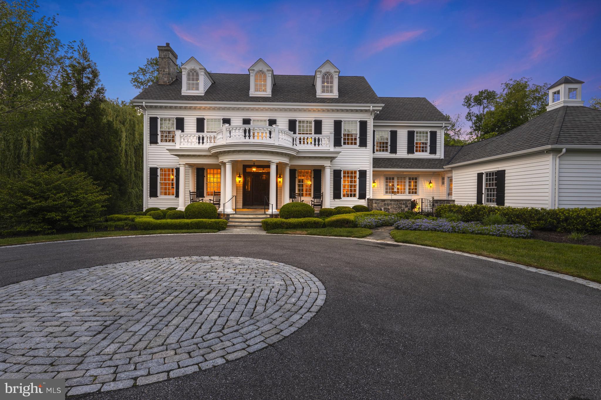 801 HILLSIDE ROAD