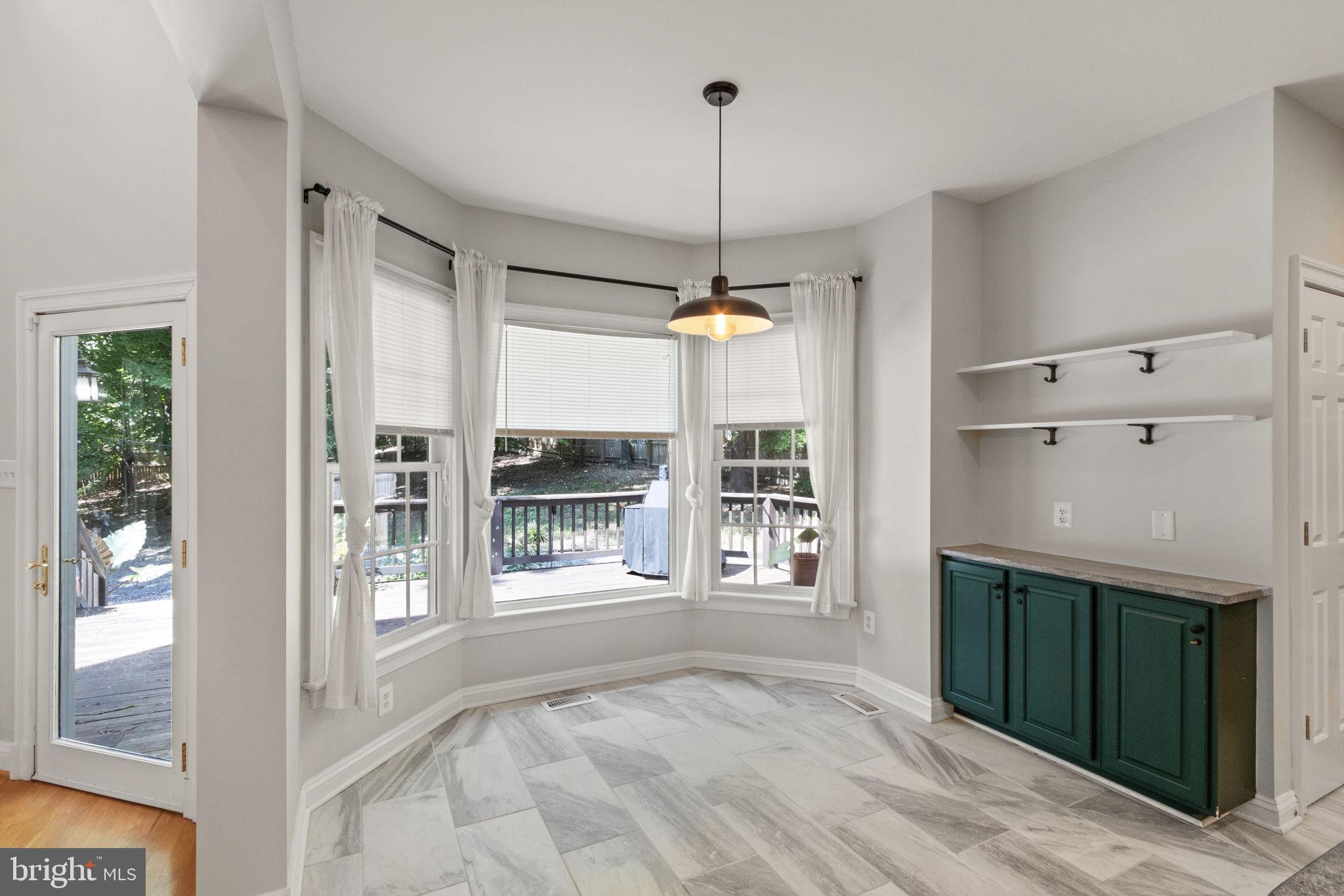 NORTH CLEARVIEW HEIGHTS - Residential Lease