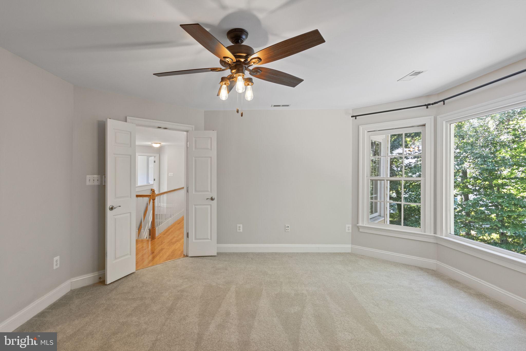 NORTH CLEARVIEW HEIGHTS - Residential Lease