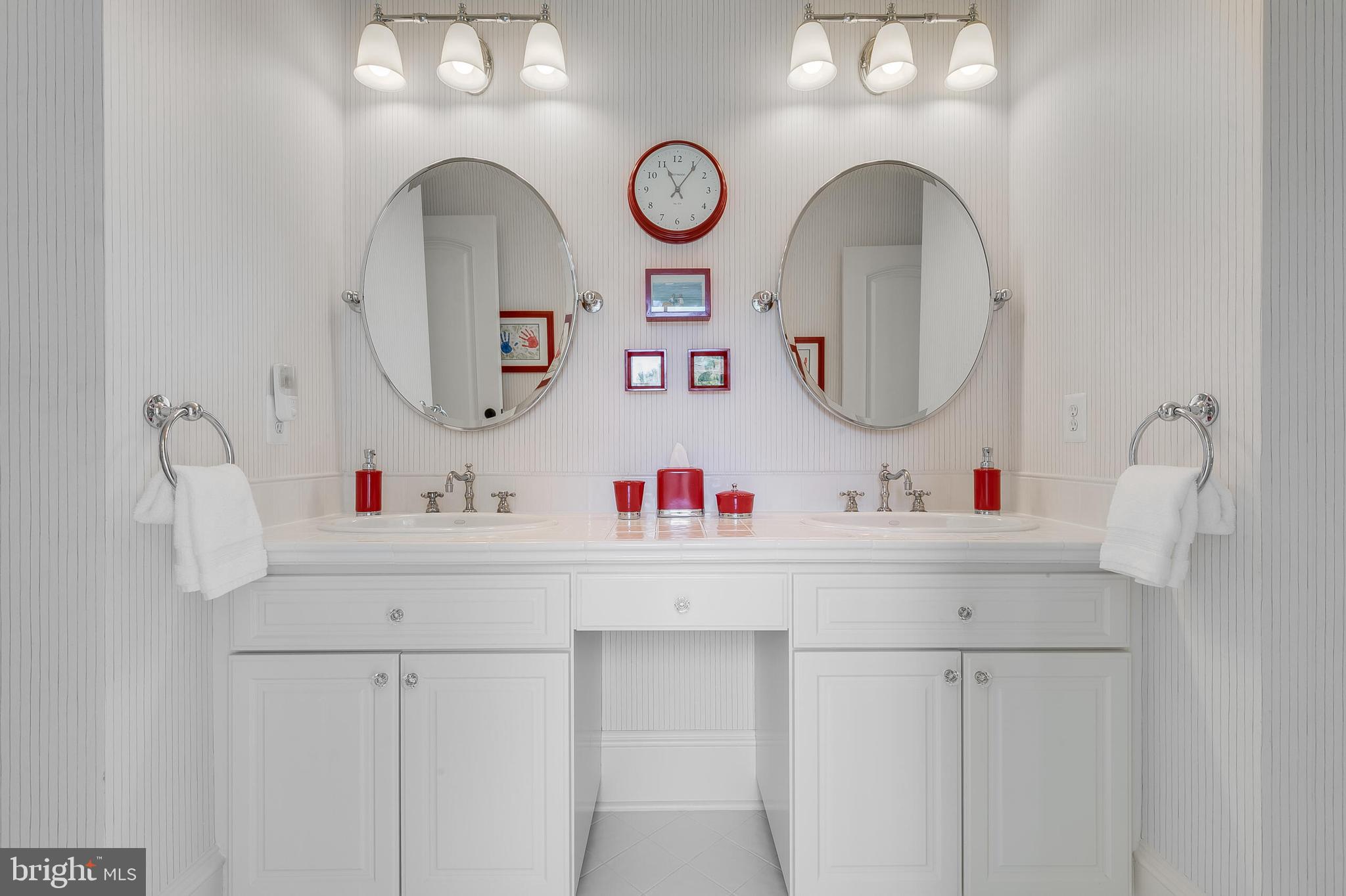 ESTATES AT LOWES ISLAND - Residential